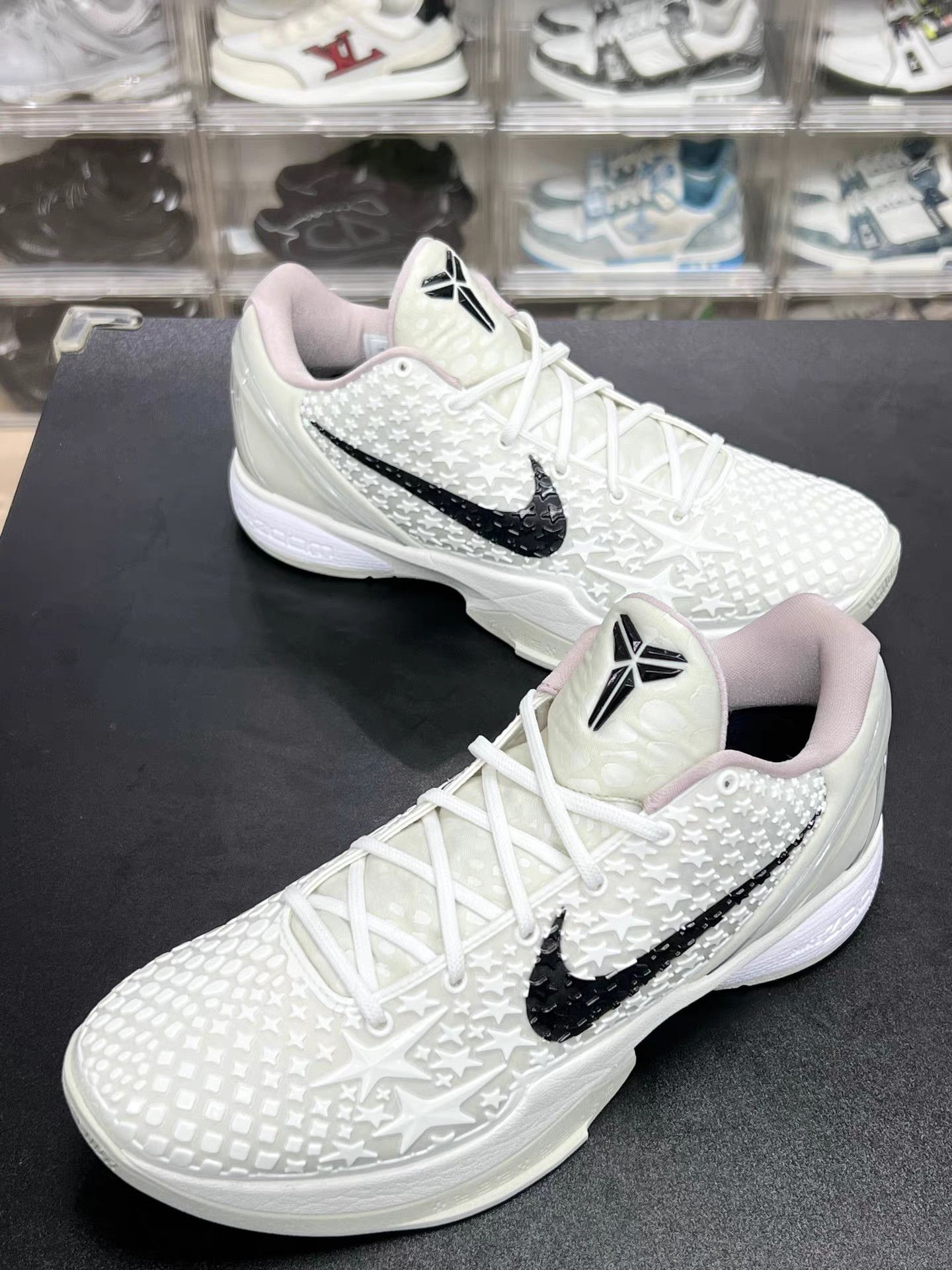 Nike NIKE ZK6 Basketball Shoes K15 Size US 9.5 / EU 42-43 - 1 Thumbnail