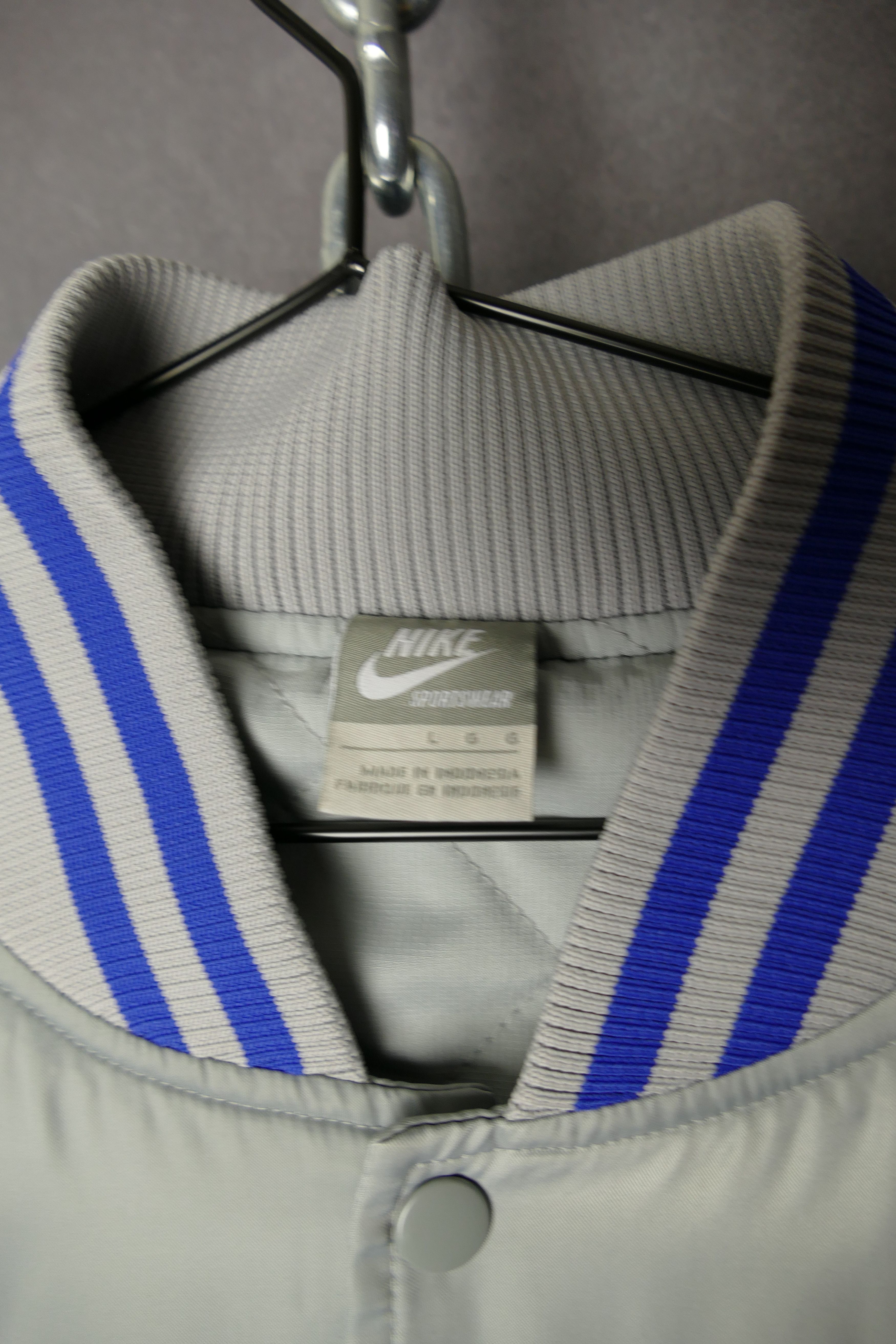 Nike Mark Ward x Nike Sportswear "Raising Hell" Bomber Jacket Size US L / EU 52-54 / 3 - 3 Thumbnail