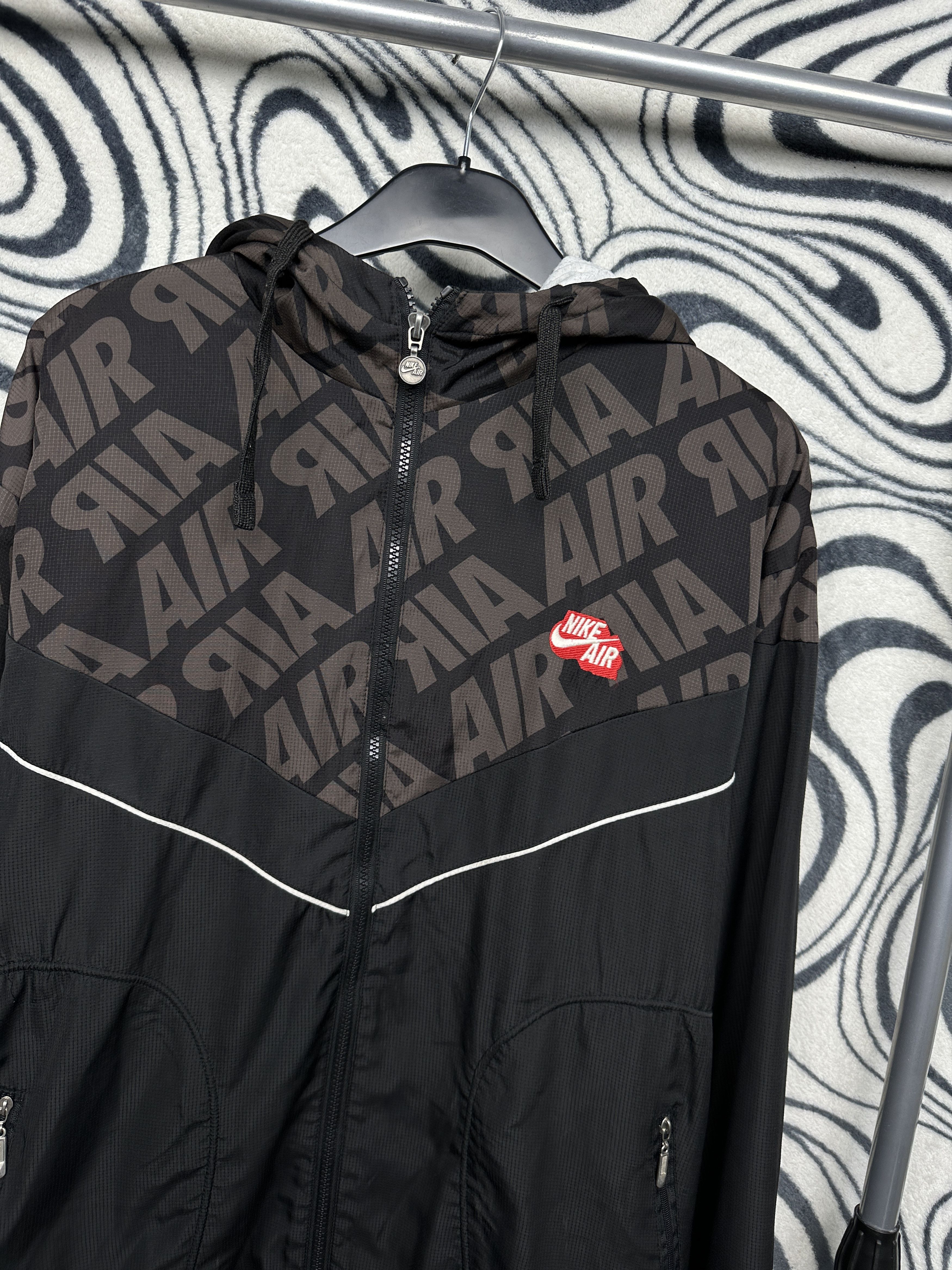 Nike Nike Air Vintage Mens Windbreaker Track Top Jacket Y2K Drill Size US XL / EU 56 / 4 - 2 Thumbnail