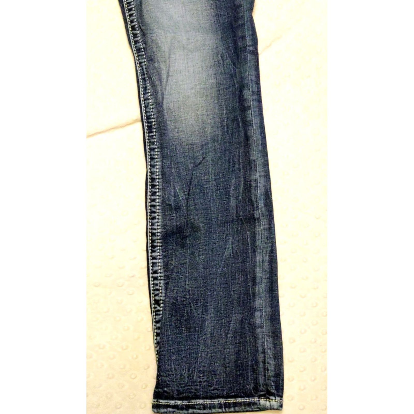 Miss Me Miss Me Rhinestone Embellished Size 31 Signature Straight Low Rise Jeans 33x31 Blue Denim Wild Western Cowboy Rock 5-Pocket Womens Jeans Size 24" / US 00 / IT 34 - 2 Thumbnail