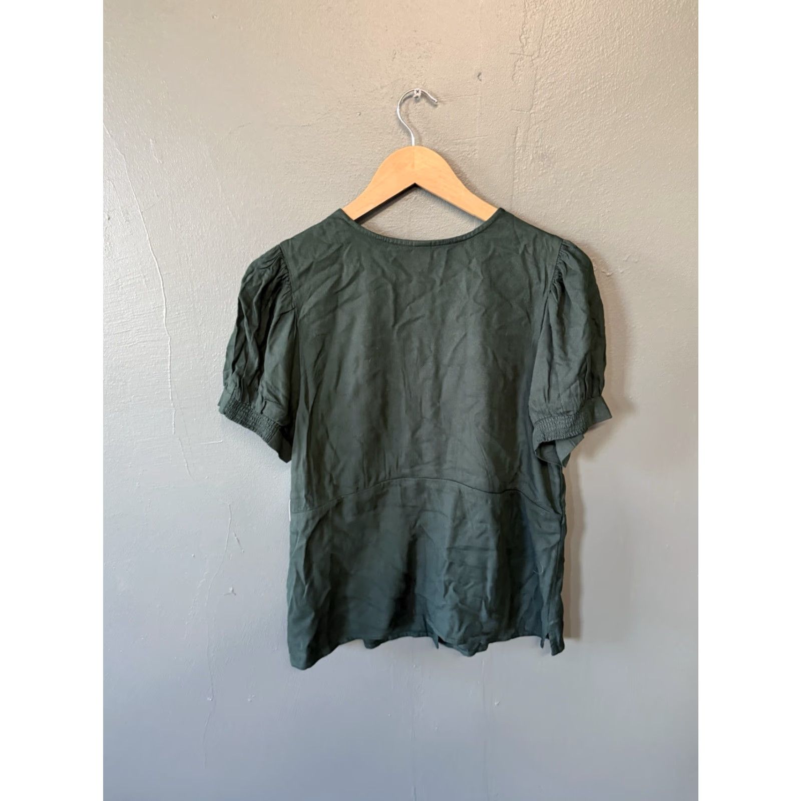 Old Navy VINTAGE Old Navy Womens Green Short Sleeve Button-Up Shirt Size Large NWT Size L / US 10 / IT 46 - 2 Thumbnail