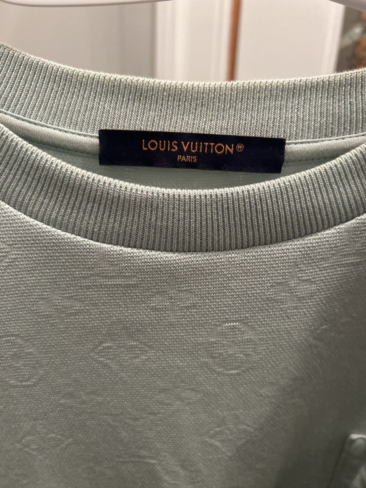 Louis Vuitton Louis Vuitton 3D Monogram Shirt Size US L / EU 52-54 / 3 - 5 Thumbnail