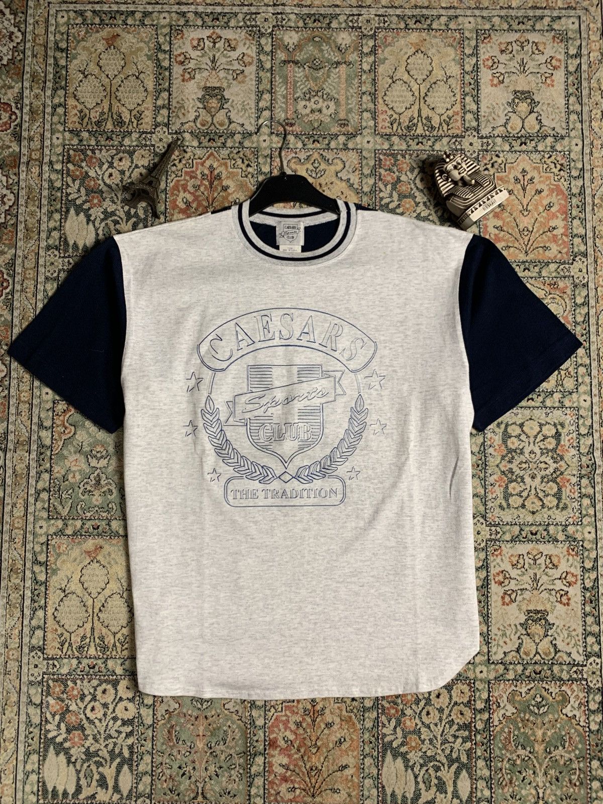 Vintage Vintage 90’s Caesars Club tees Size US M / EU 48-50 / 2 - 1 Thumbnail
