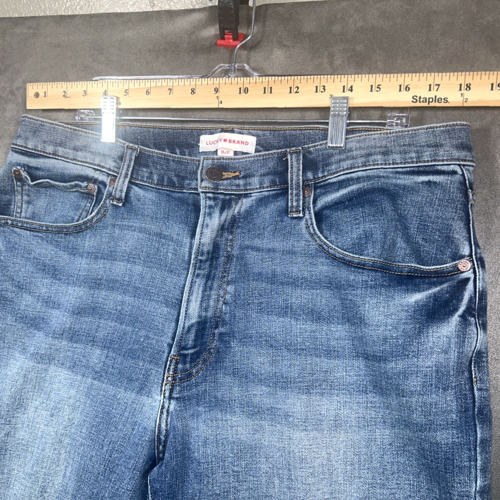 Lucky Brand Lucky Brand Jeans 223 Straight Denim Jeans 36 x 32 Regular Blue Mens Vintage No Stretch Size US 36 / EU 52 - 3 Thumbnail