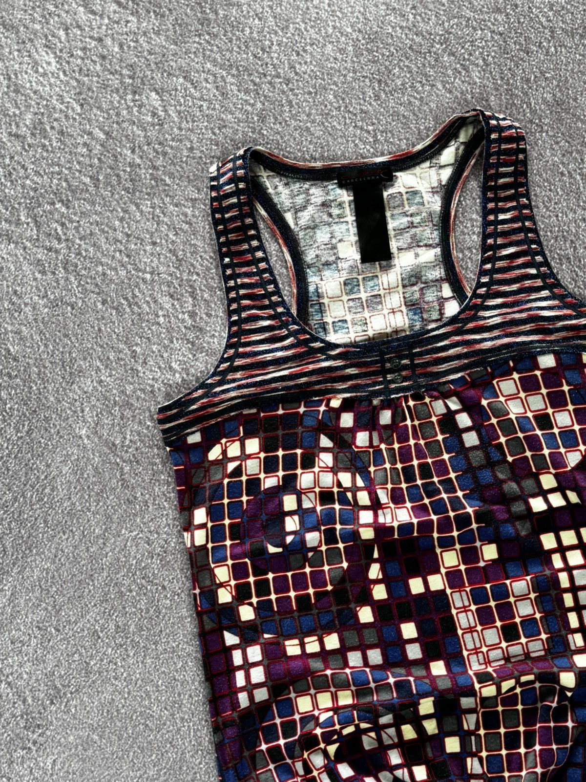 Custo Barcelona Custo Barcelona Vintage Tank Top Size M / US 6-8 / IT 42-44 - 4 Thumbnail