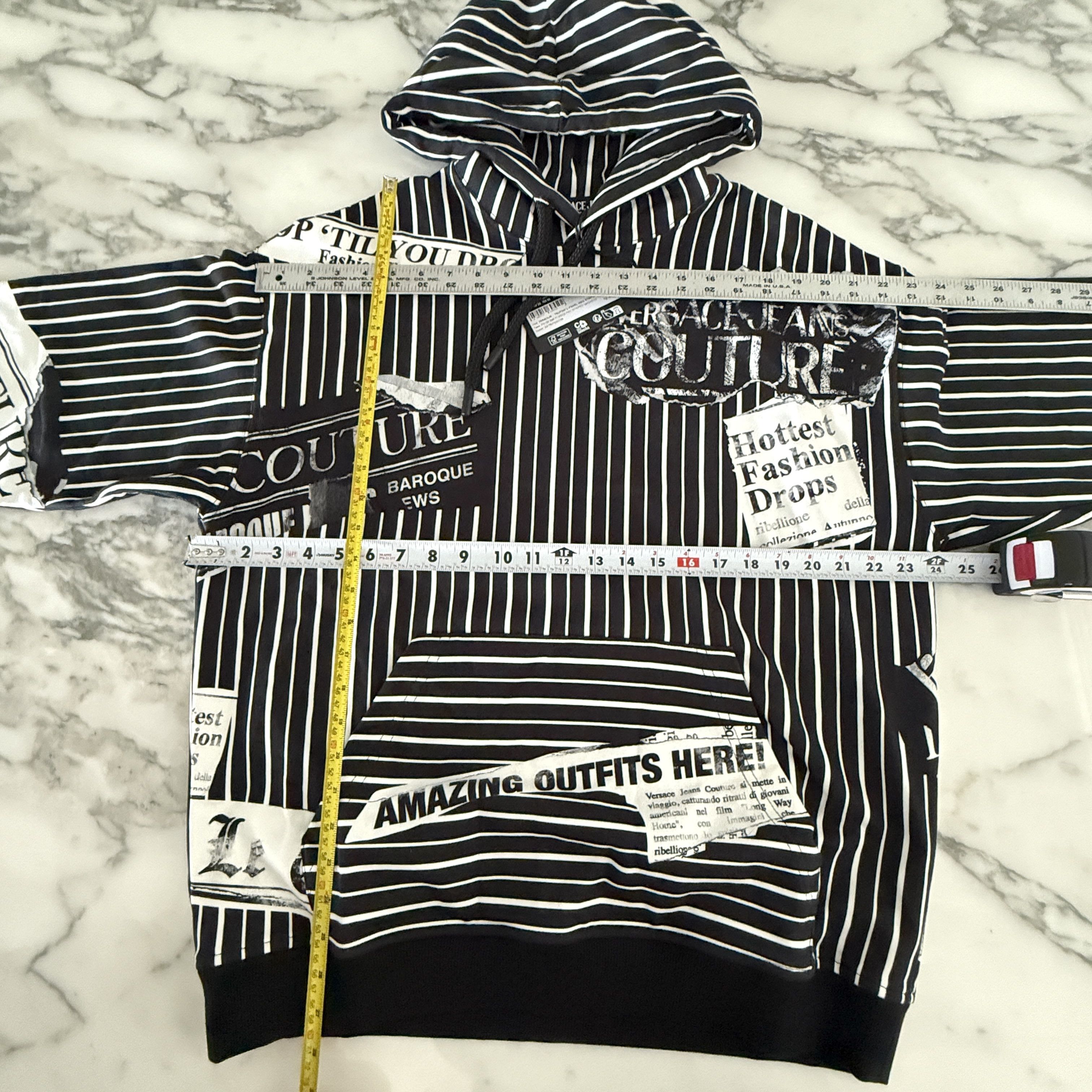 Versace Jeans Couture Versace Jeans Couture Magazine Sweatshirt Hoodie, Small Size US S / EU 44-46 / 1 - 11 Thumbnail