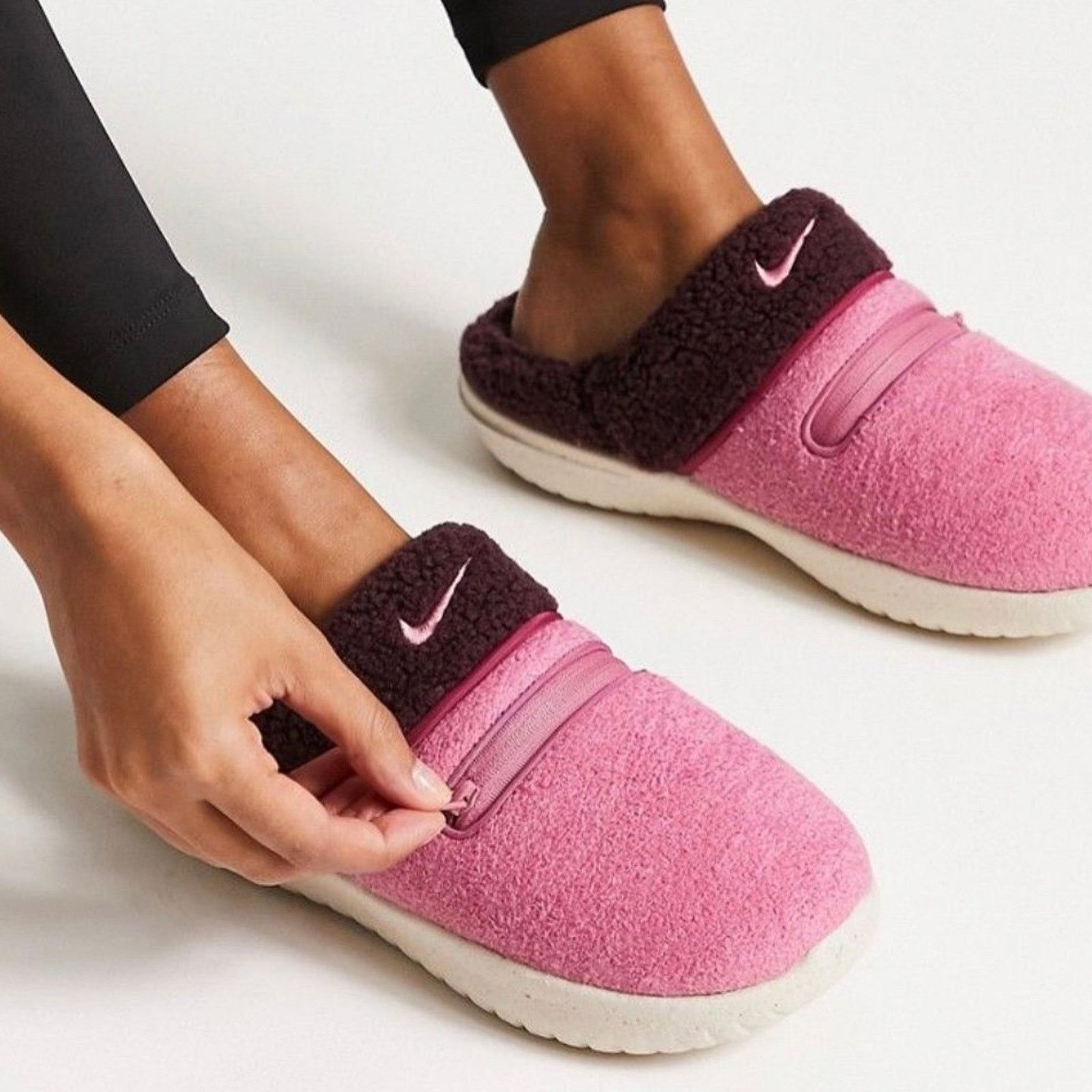 Nike Nike Burrow Indoor/Outdoor Slippers - Women’s Size 5 Size US 5 / IT 35 - 5 Thumbnail