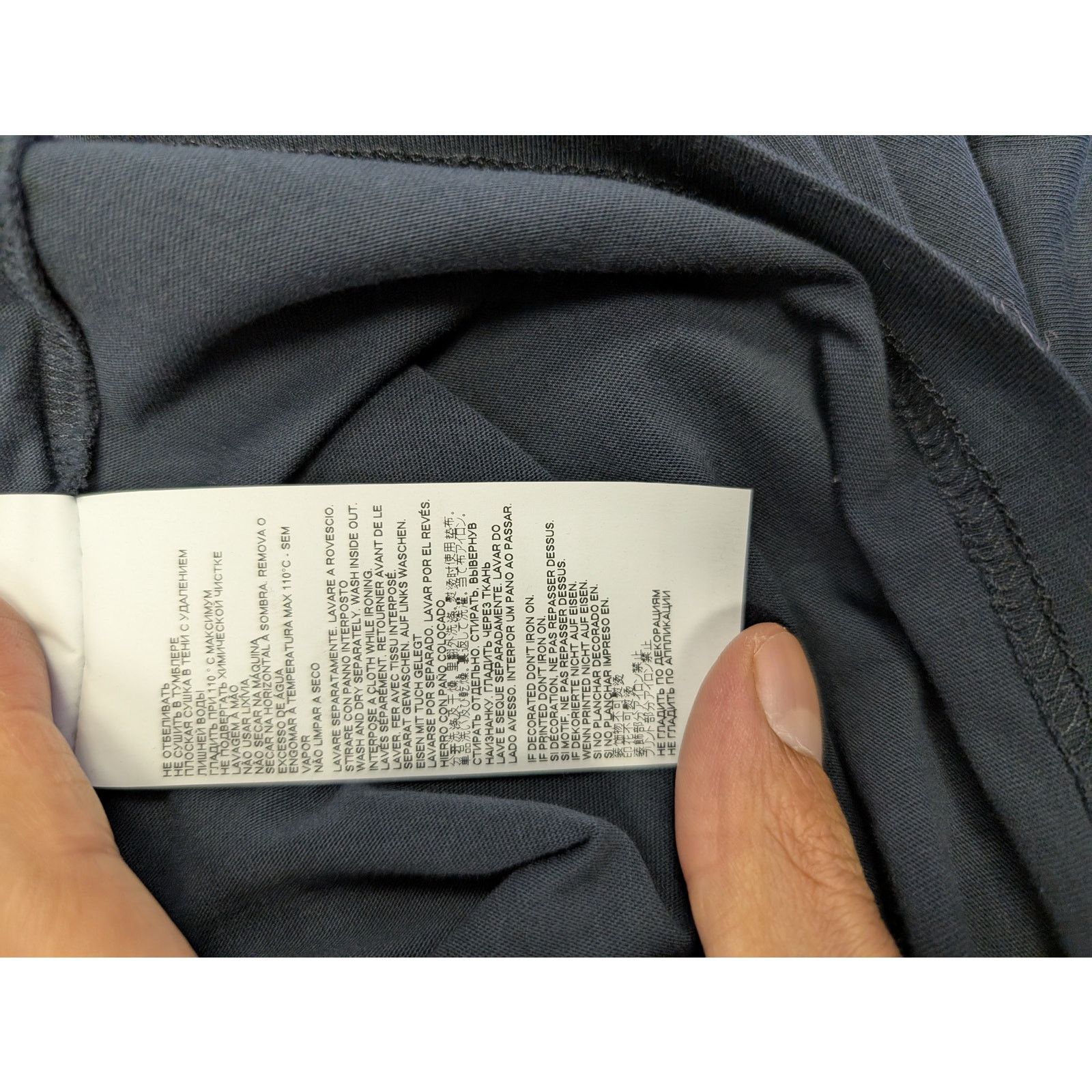Vivienne Westwood o1rshd1 Endangered Species With Crest Logo Centered T-Shirt Size US M / EU 48-50 / 2 - 14 Thumbnail