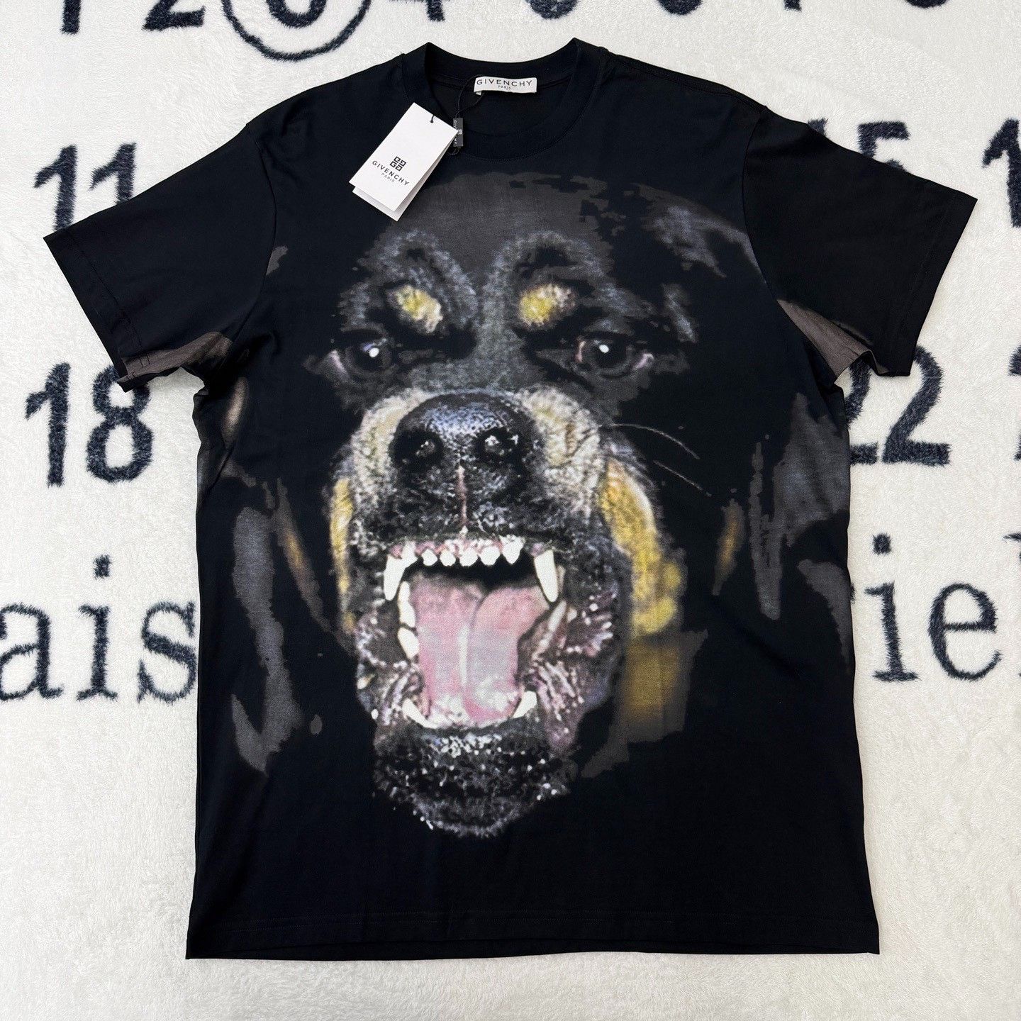 Givenchy Givenchy Rottweiler Print Short-Sleeve Tee Size US S / EU 44-46 / 1 - 1 Thumbnail