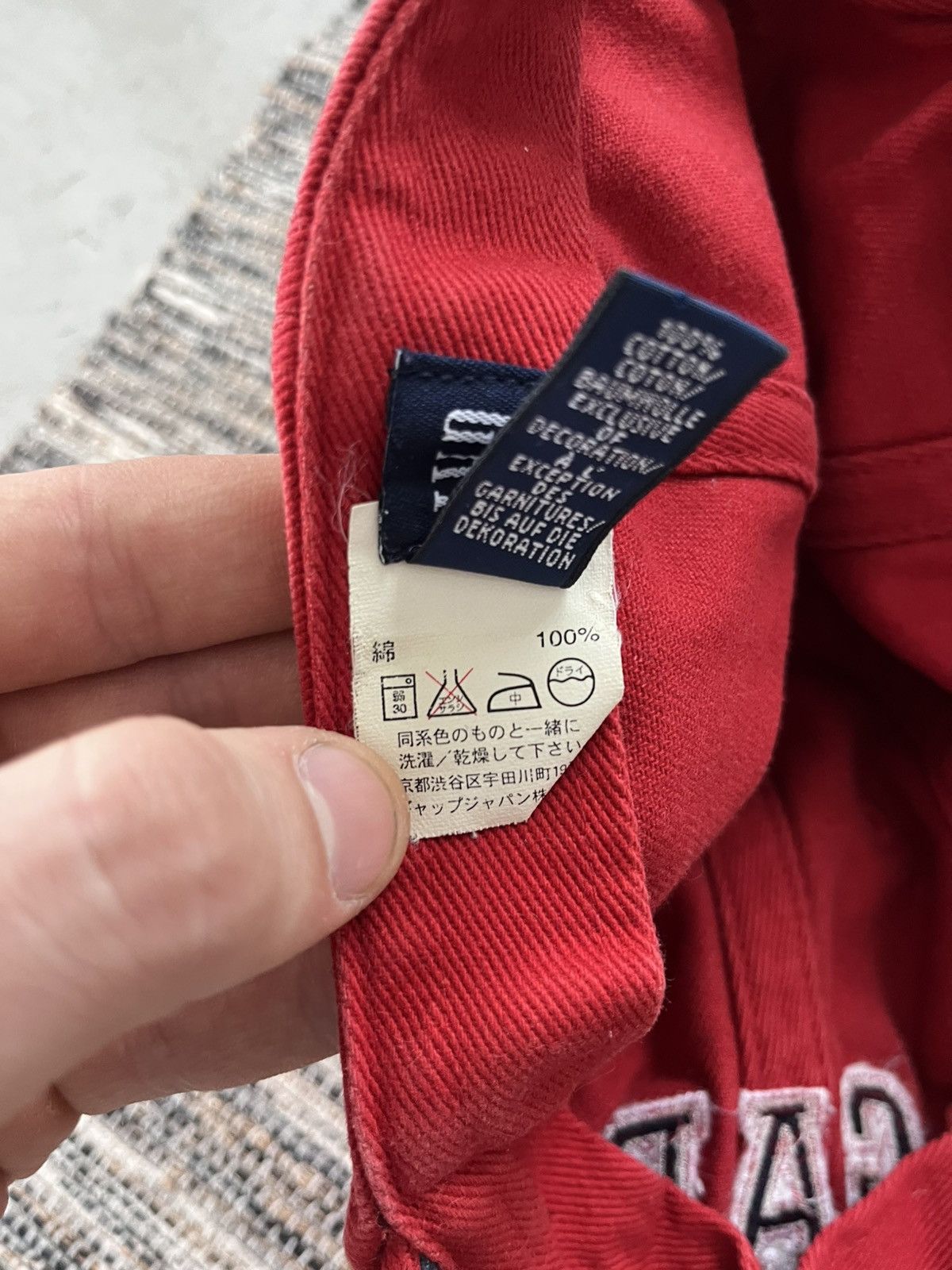 Gap Vintage Gap Red Avantgarde Minimalistic Cap Hat Yeezy style Size ONE SIZE - 13 Thumbnail