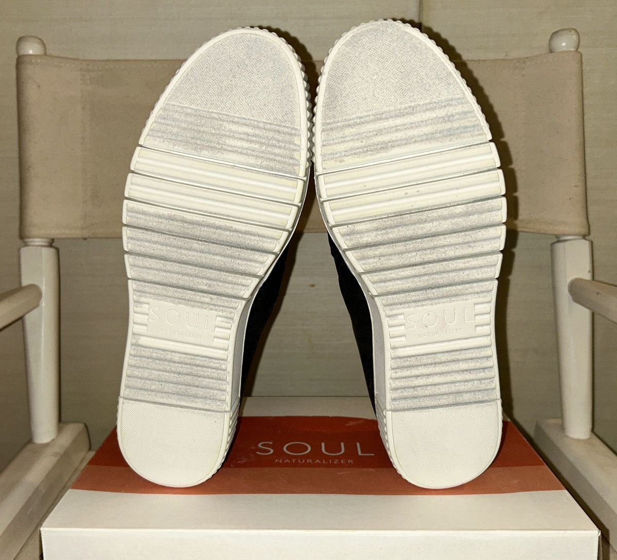 Naturalizer Soul Naturalizer “Turner” Canvas Sneakers Size 9M Size US 9 / IT 39 - 14 Thumbnail