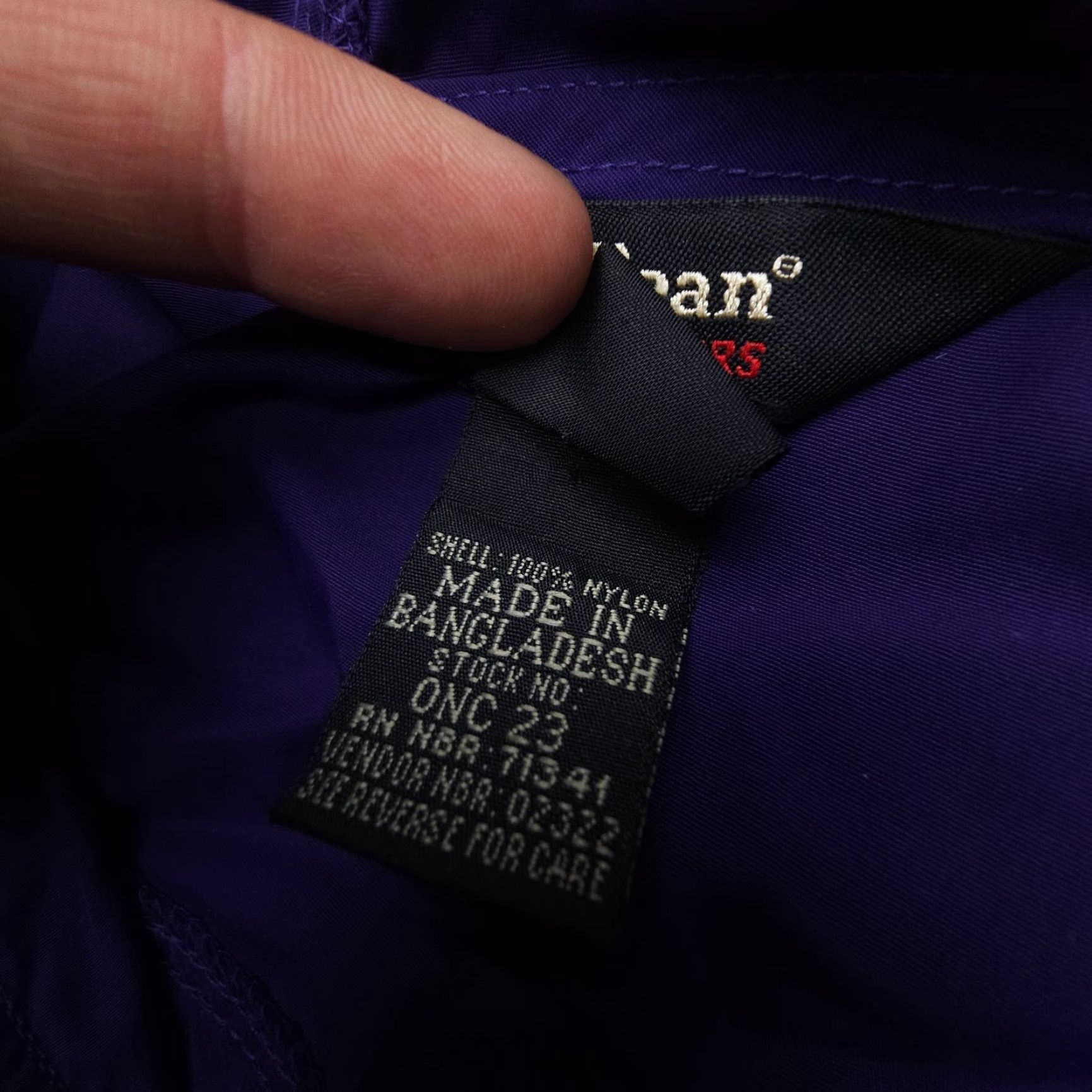 Vintage VINTAGE L.L. Bean Anorak Windbreaker Hooded Jacket Womens Petite Medium Purple 90s Jacket Size M / US 6-8 / IT 42-44 - 4 Thumbnail