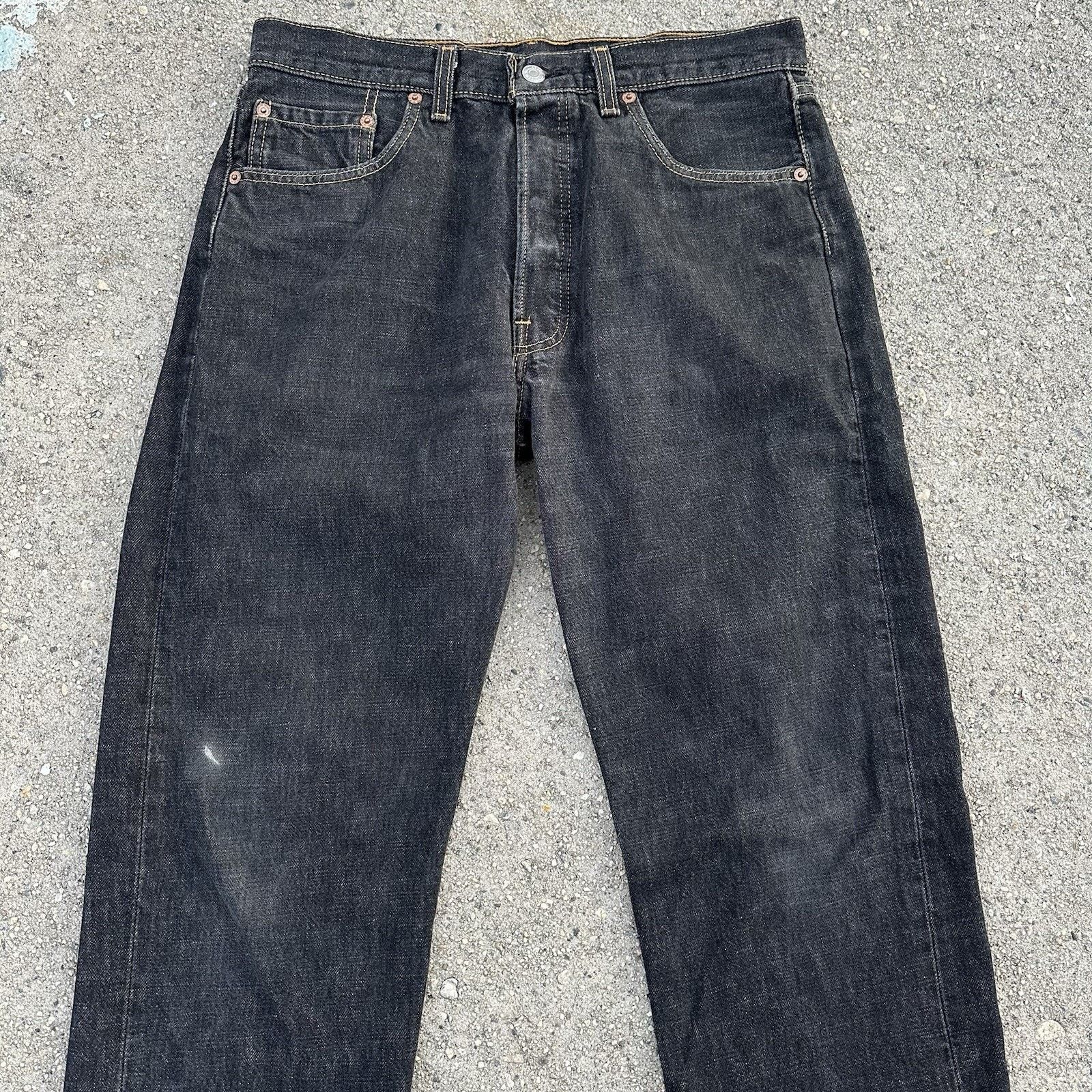 Essentials × Levi's × Vintage Vintage 90s Levi’s 501 Straight Black Denim Jeans 32x32 Size US 32 / EU 48 - 2 Thumbnail