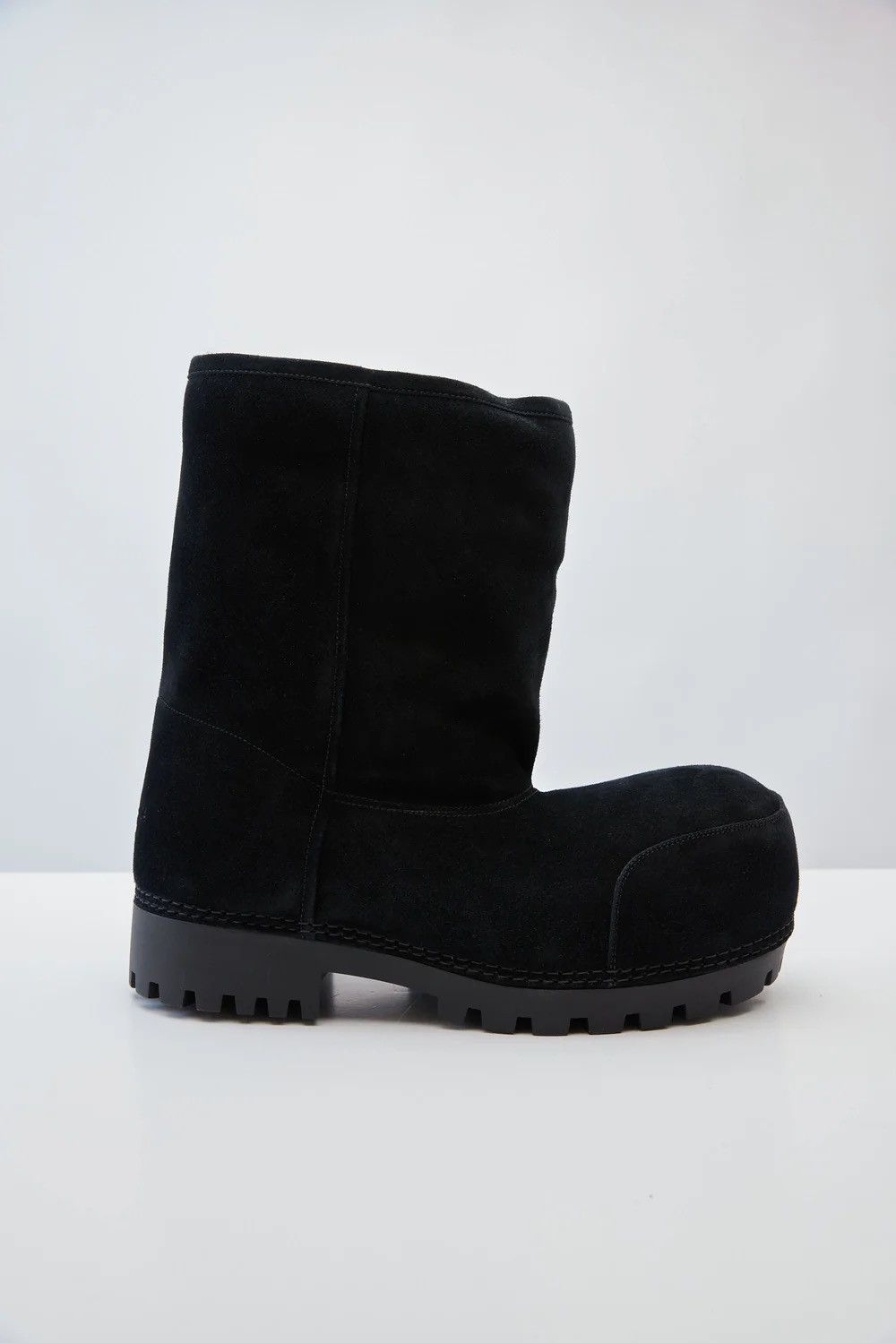 Balenciaga Balenciaga Alaska Boot in Black Size US 10 / EU 43 - 2 Thumbnail