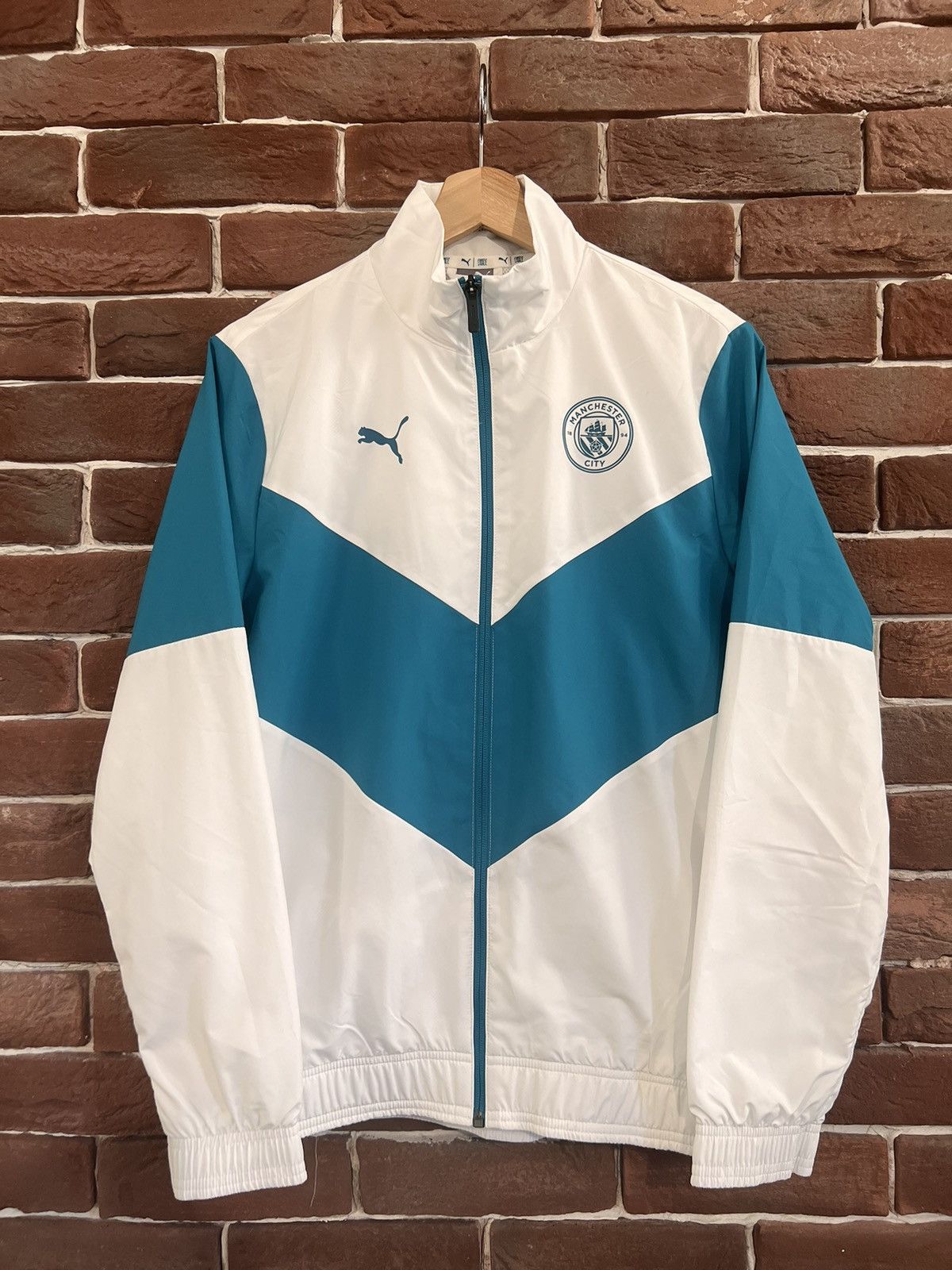 Rare Puna Manchester City Soccer Light Jacket Windbreaker