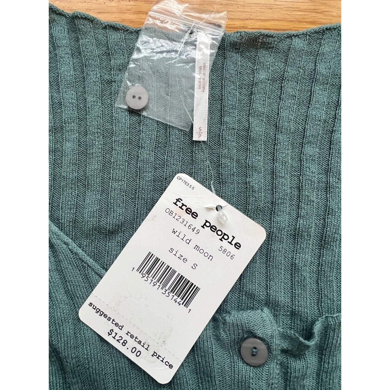 Free People Free People White Knit Weight Sweater Green Pet S A003140 Size S / US 4 / IT 40 - 3 Thumbnail