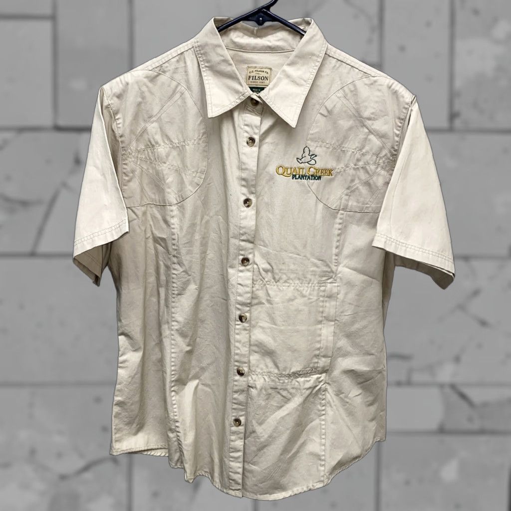 Filson CC FILSON Shirt Womens XL Beige Cotton Short Sleeve Button Front Shirt Size XL Women Basic Casual Button-Up Front Blouse Textile (No N/A) Size XL / US 12-14 / IT 48-50 - 1 Thumbnail