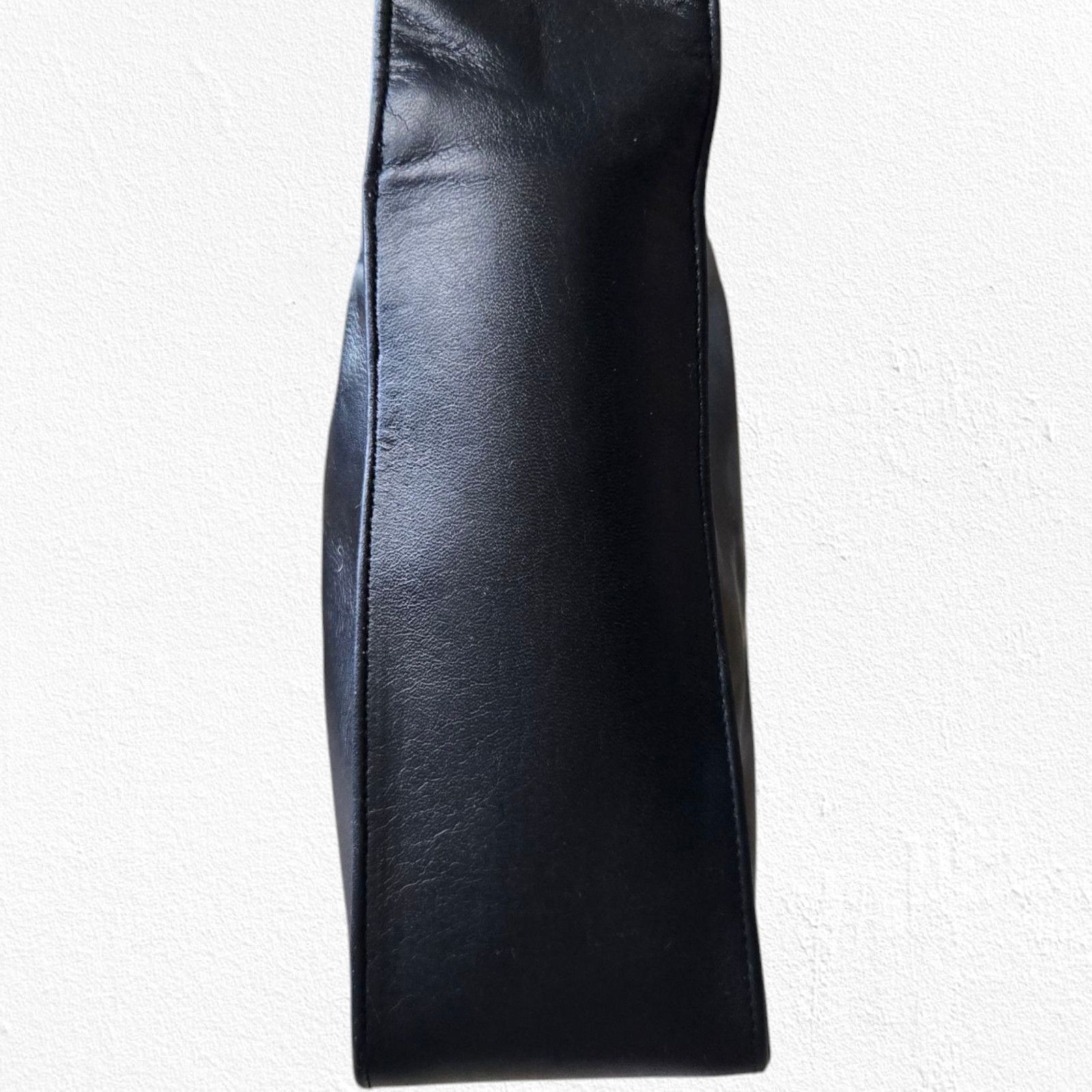 Vintage 80s Vintage Black Leather Minimalist Shoulder Bag Size ONE SIZE - 4 Thumbnail