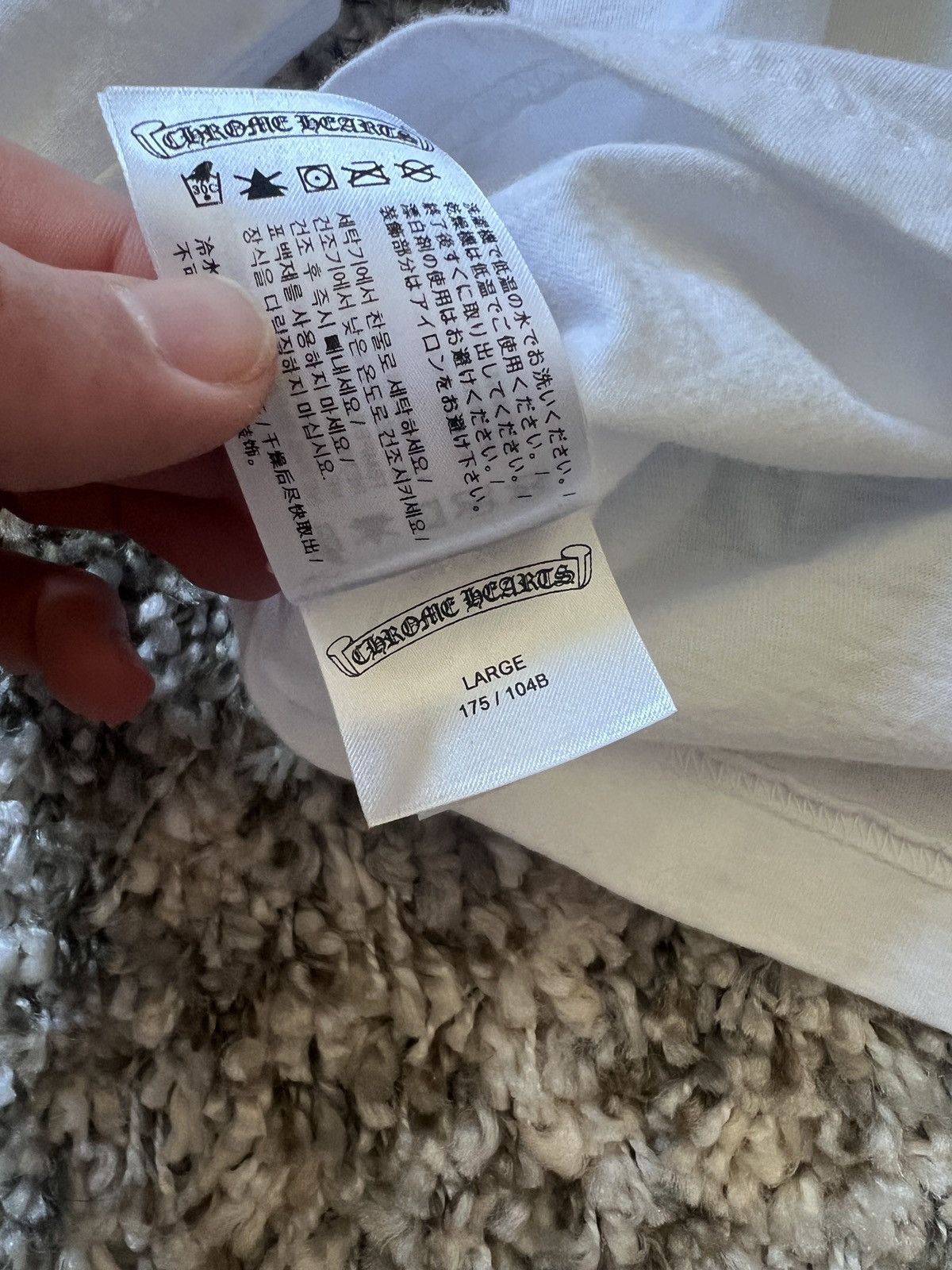Chrome Hearts Chrome Hearts Neck Logo Longsleeve White Neon Size Large Size US L / EU 52-54 / 3 - 7 Thumbnail