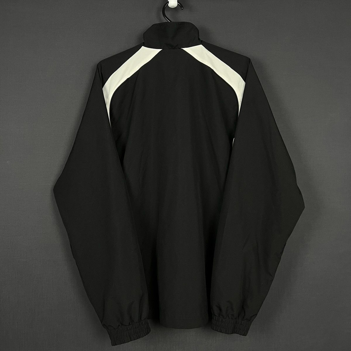 Adidas Vintage Adidas Track Jacket Mens Size Medium Size US M / EU 48-50 / 2 - 4 Thumbnail