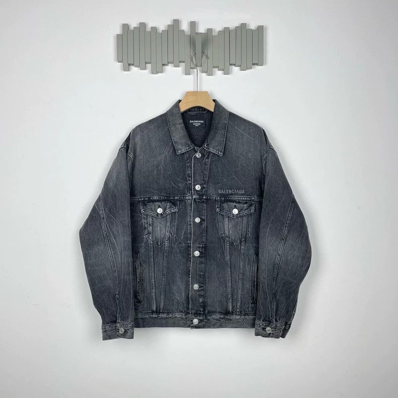 Balenciaga Balenciaga SS21 Denim Jacket with Print-2506 Size US XS / EU 42 / 0 - 1 Thumbnail