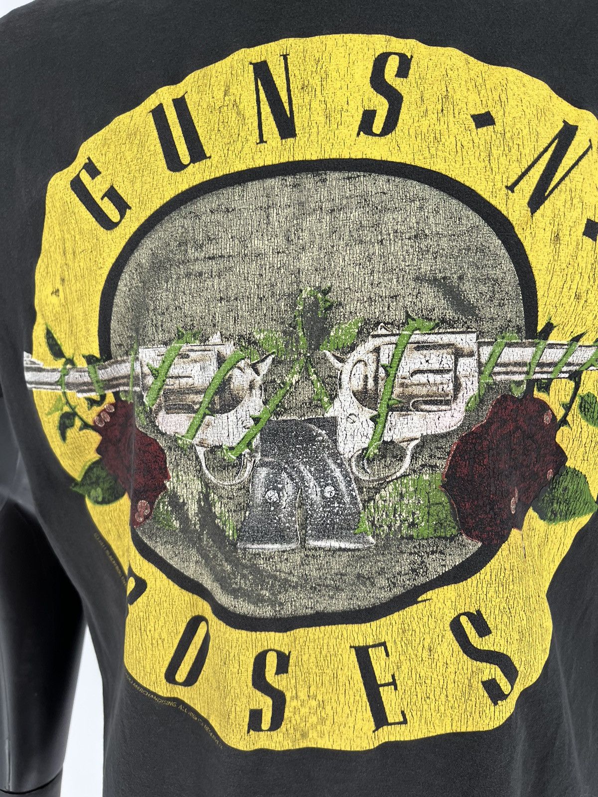 Band Tees × Guns N' Roses × Vintage Vintage Guns N’ Roses 🌹 Big Logo Double Sided T-Shirt Size US XL / EU 56 / 4 - 9 Thumbnail