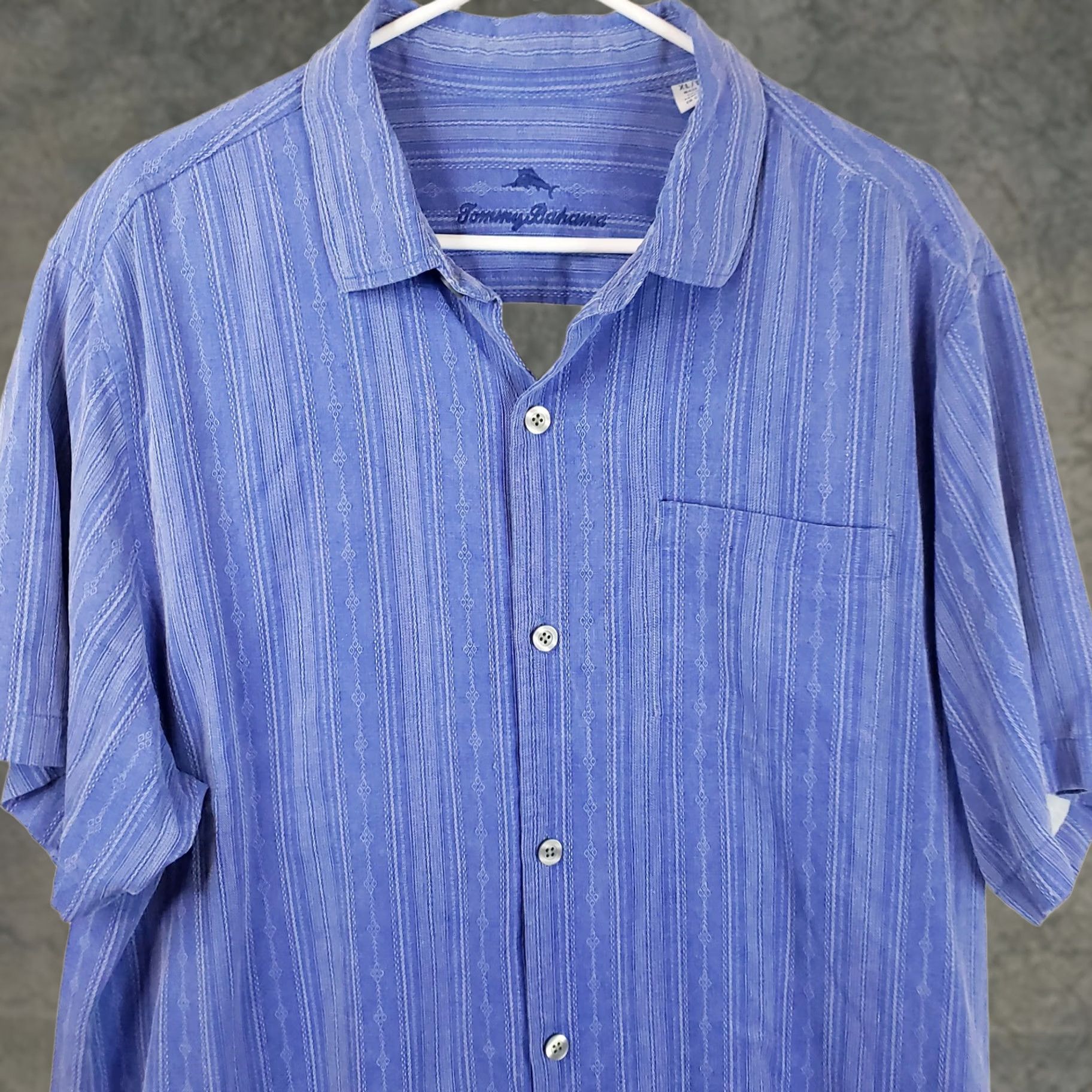 Tommy Bahama Tommy Bahama XL Blue Silk Denim Look Button-Up Shirt Striped Short Sleeve Embroidered Pocket Vintage Not Required Mens Casual Beach Coastal 90s Theme Size US XL / EU 56 / 4 - 1 Thumbnail