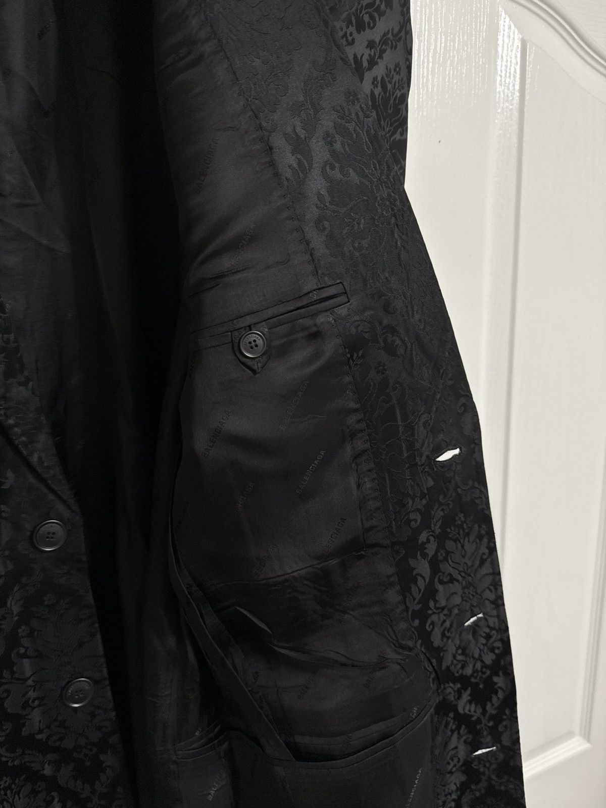 Balenciaga New Balenciaga Coat SAMPLE Size US S / EU 44-46 / 1 - 7 Thumbnail