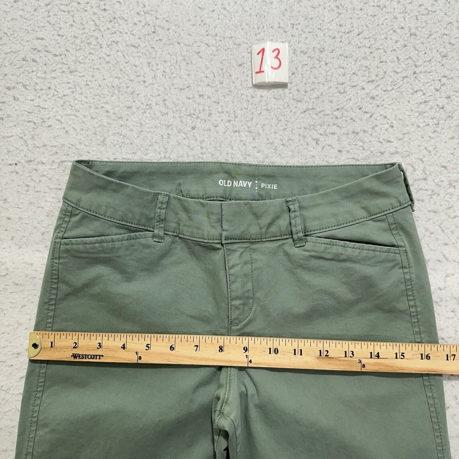Old Navy Old Navy Pixie Pants 2 Regular Skinny Leg Green 26" Inseam Size 26" / US 2 / IT 38 - 11 Thumbnail