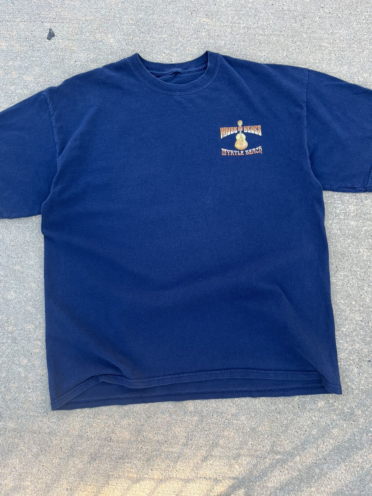 Band Tees VINTAGE Y2K HOUSE OF BLUES “MYRTLE BEACH” T-SHIRT Size US XL / EU 56 / 4 - 6 Thumbnail