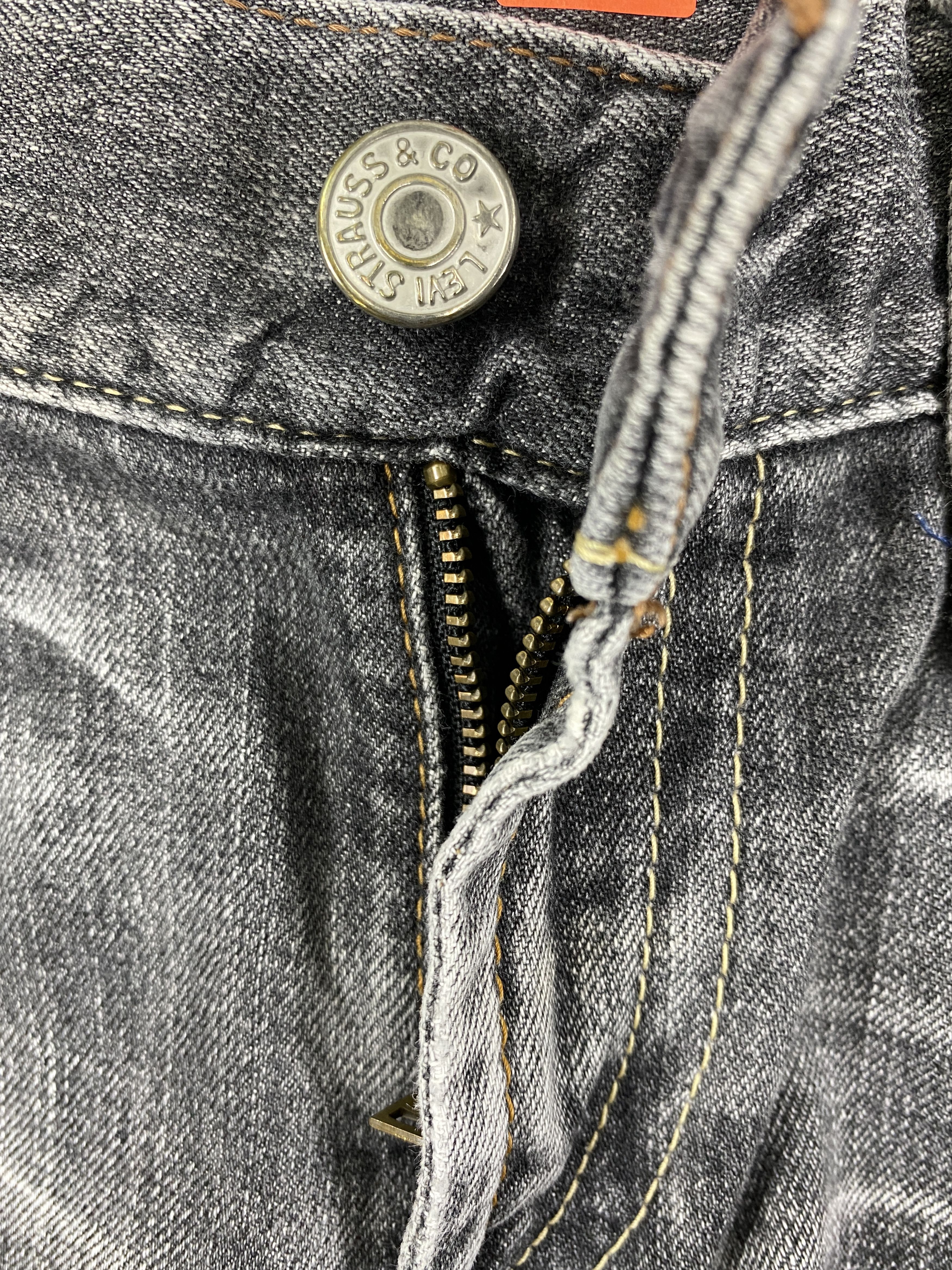 Levi's Distressed Grey Vintage Levi's 502 34x32 Denim -JN2030 Size US 34 / EU 50 - 4 Thumbnail