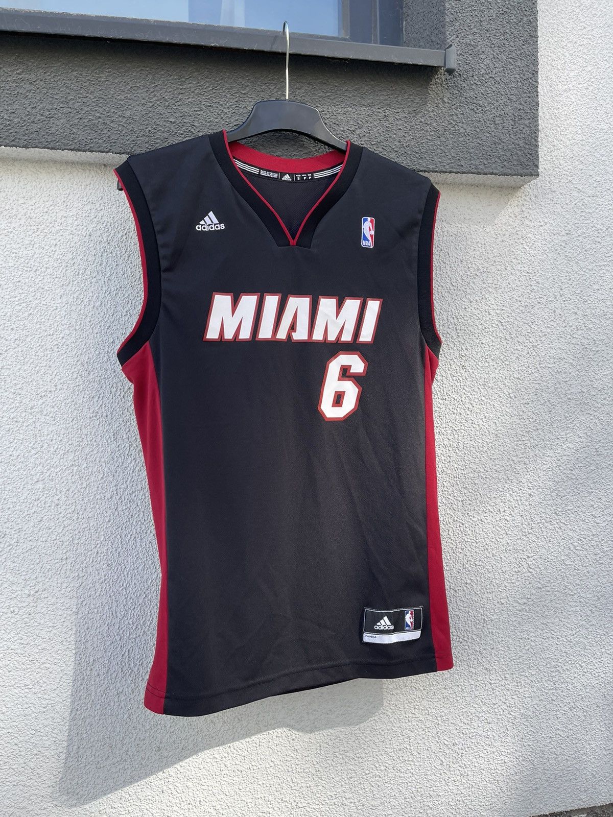 Adidas Adidas Miami #6 James LeBron basketball jersey black Size US S / EU 44-46 / 1 - 3 Thumbnail