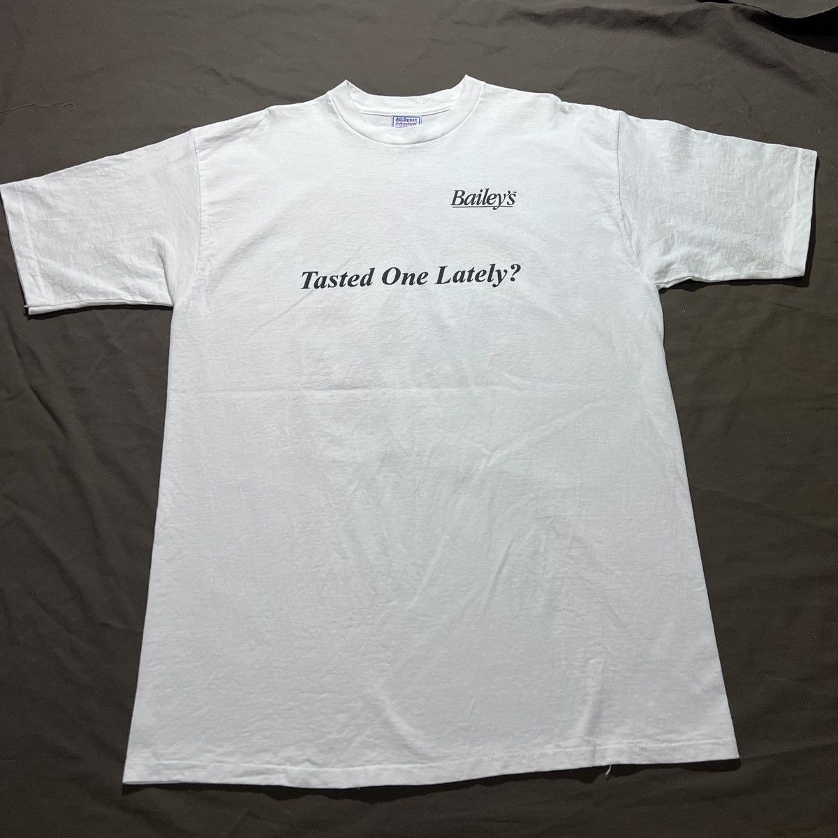 Vintage 90s Bailey’s Smoke Cigarette Tee graphic streetwear art XL Size US XL / EU 56 / 4 - 4 Thumbnail