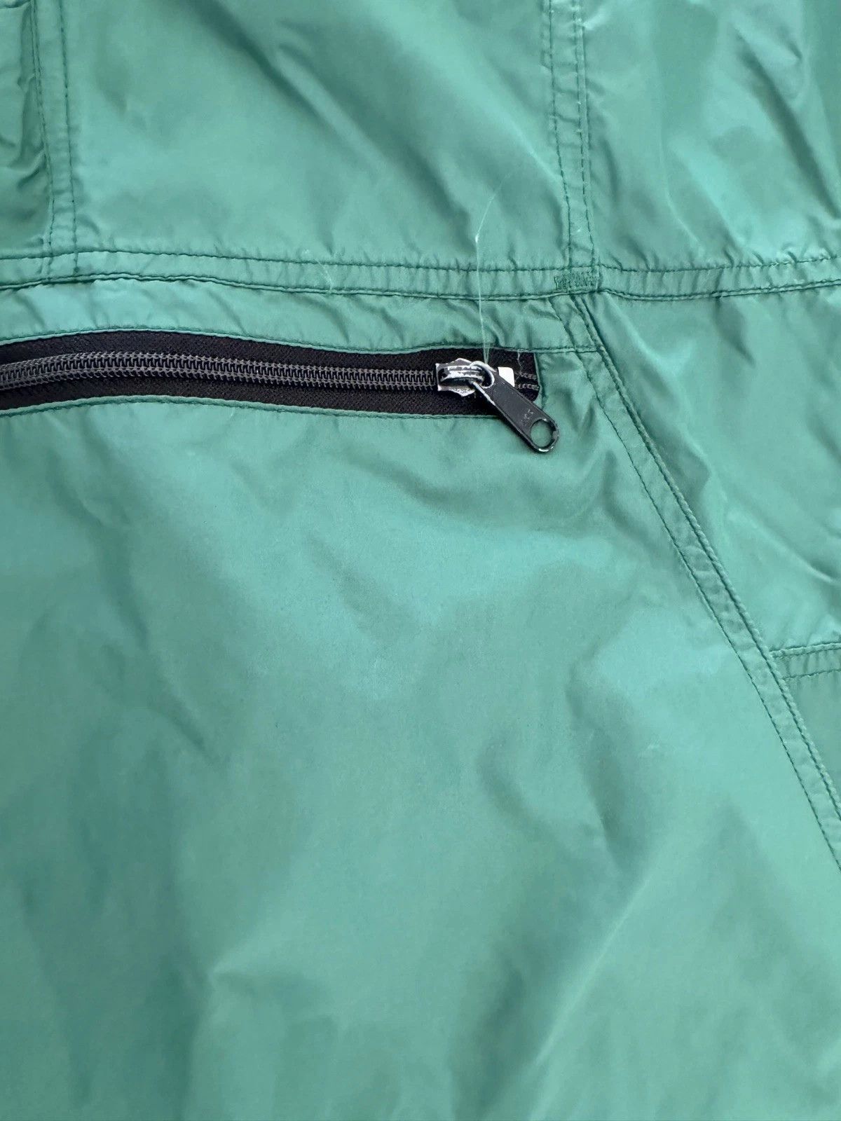 L.L. Bean LL Bean Qtr Zip Front Pocket Hooded Windbreaker Vintage Size US L / EU 52-54 / 3 - 6 Thumbnail