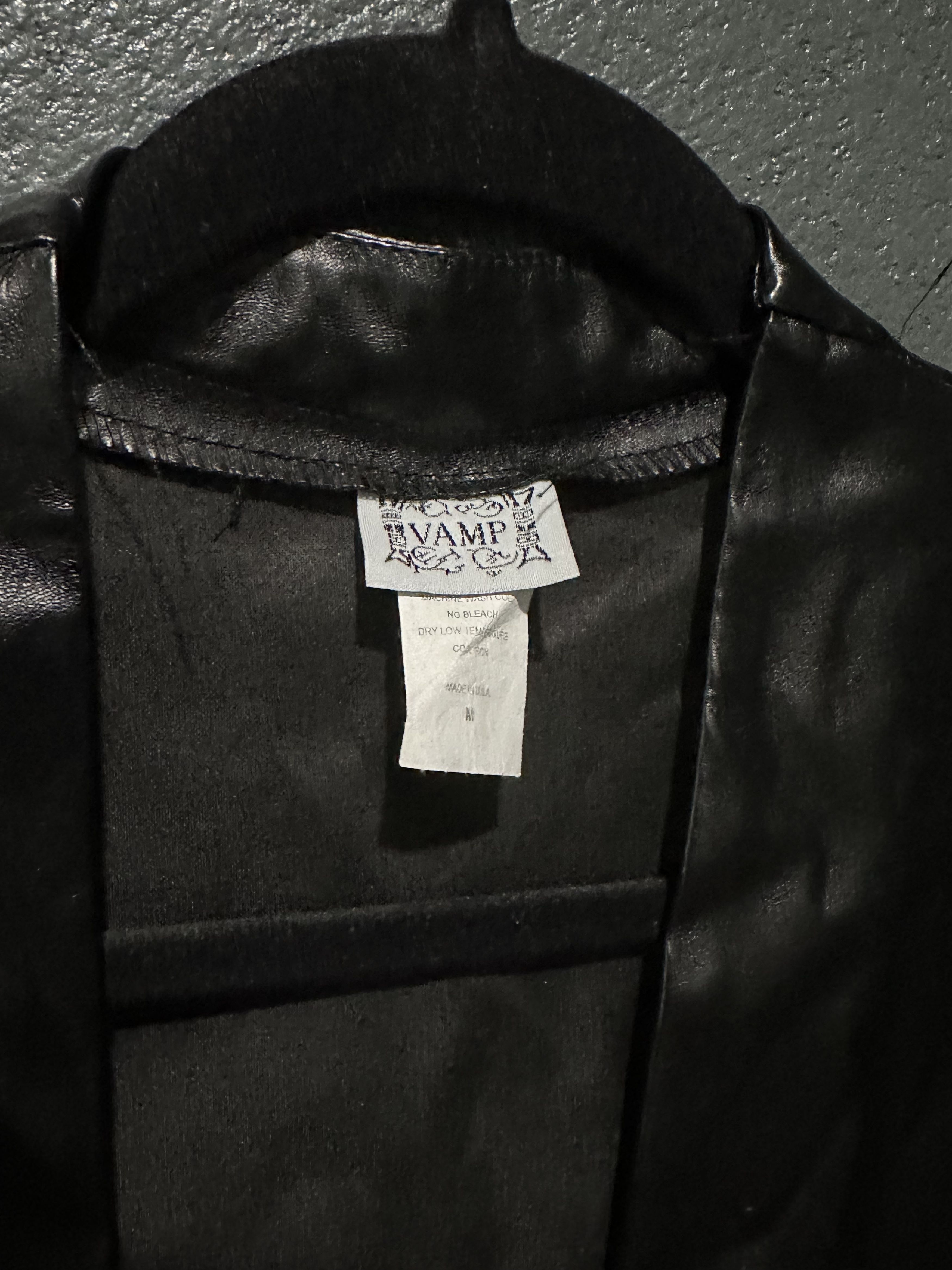 Other VAMP Black Blouse Size M / US 6-8 / IT 42-44 - 3 Thumbnail