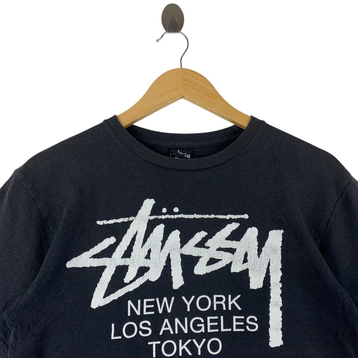 Stussy STUSSY world Tour big logo tee Size US S / EU 44-46 / 1 - 2 Thumbnail