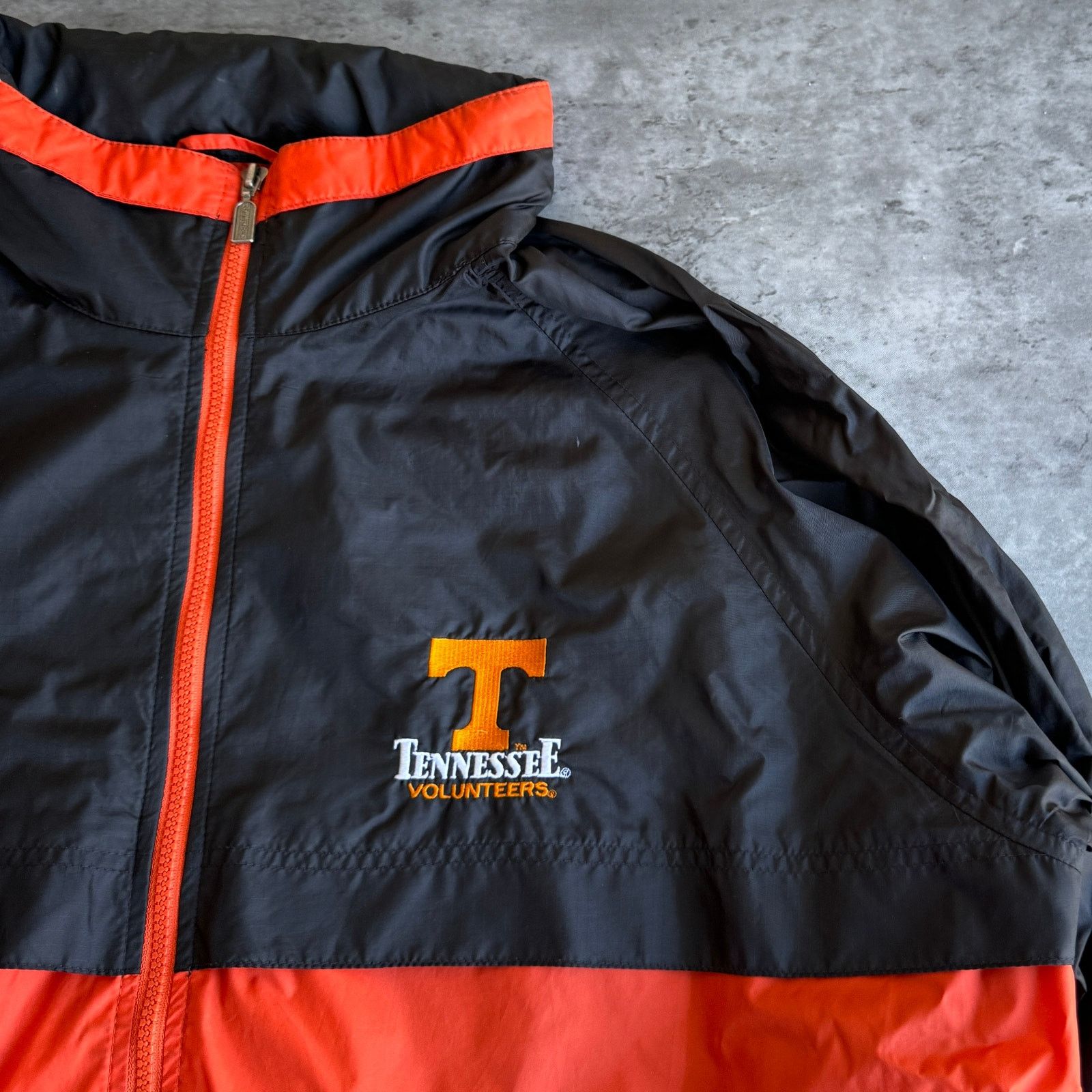 Holloway × Vintage Vintage Tennessee Volunteers Windbreaker Lightweight Jacket Size US XXL / EU 58 / 5 - 3 Thumbnail