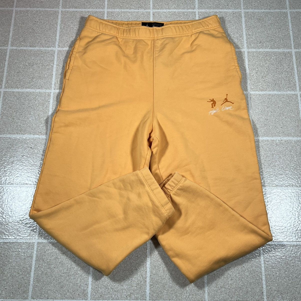 JORDAN x UNION LA MENS FLEECE SWEATPANTS PANTS GOLD NEW