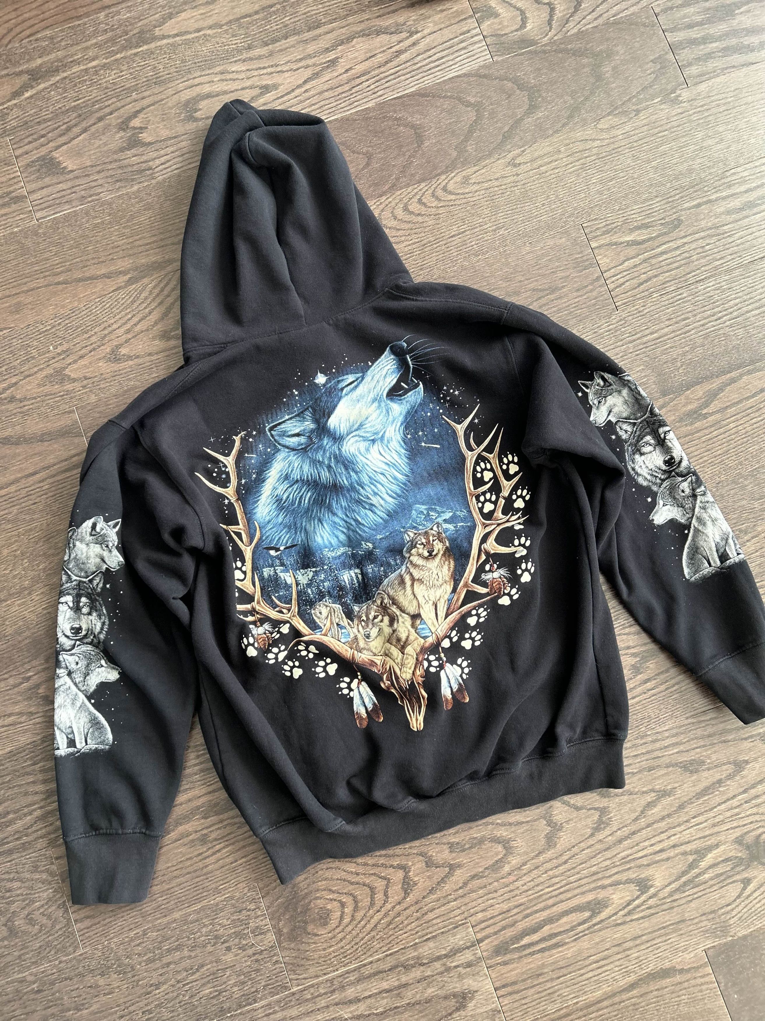 Japanese Brand × Vintage Vintage 90s All Over Wolf Graphic Zip-Up Hoodie Size US S / EU 44-46 / 1 - 1 Thumbnail