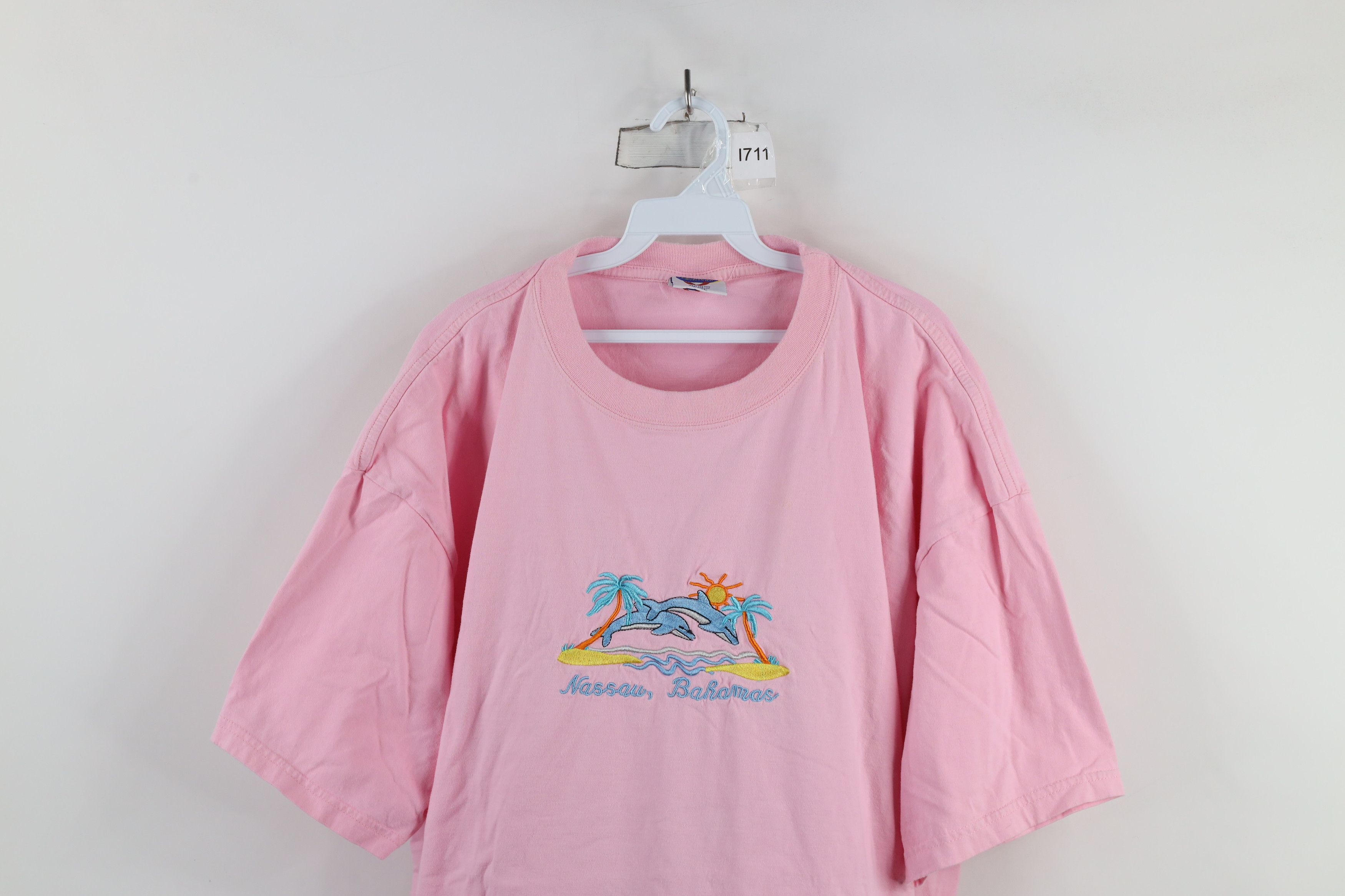 Vintage Vintage 90s Streetwear Nassau Bahamas Dolphins T-Shirt Pink Size 3XL / US 20-22 - 2 Thumbnail