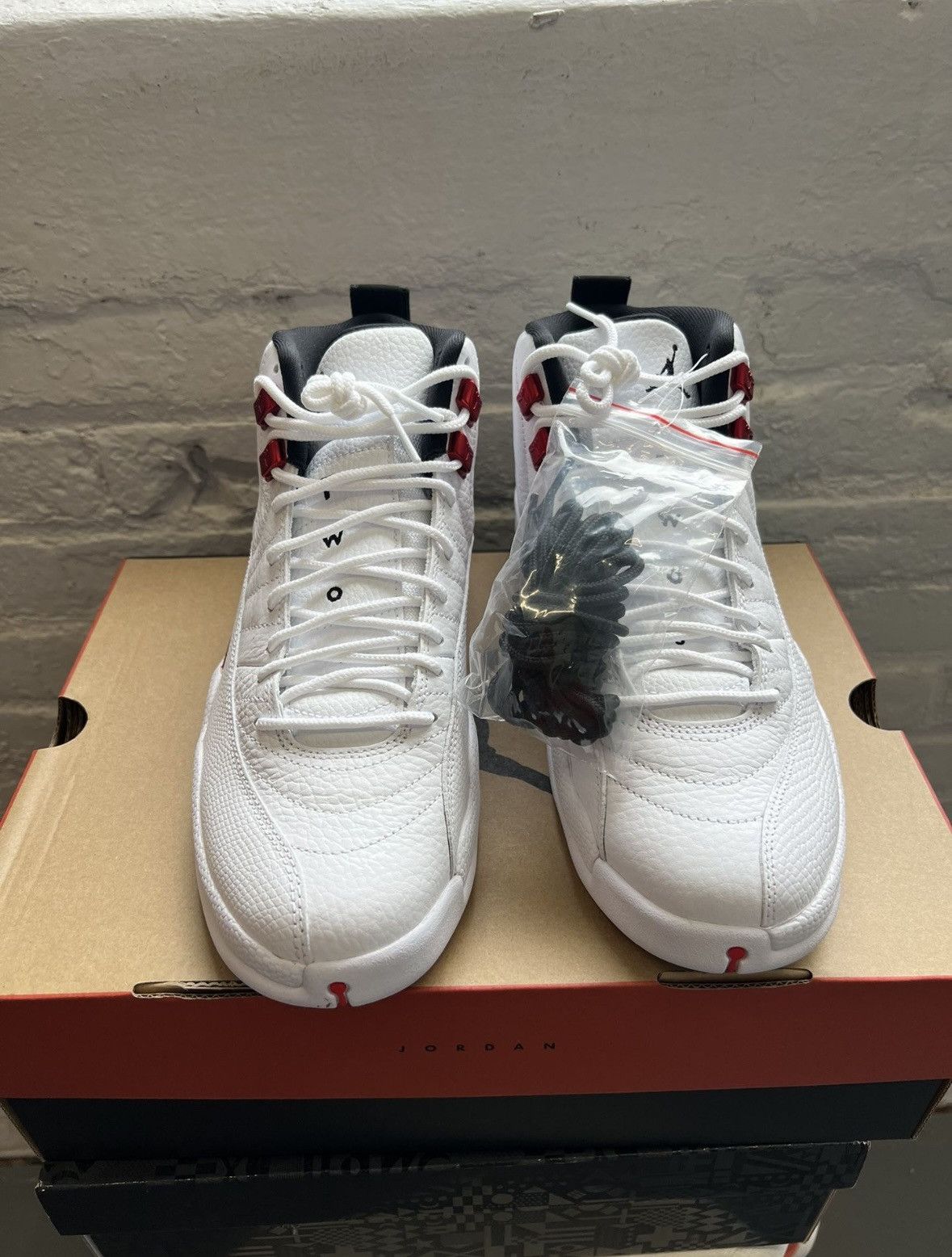 Jordan Brand Jordan 12 Twist Size US 8.5 / EU 41-42 - 3 Thumbnail