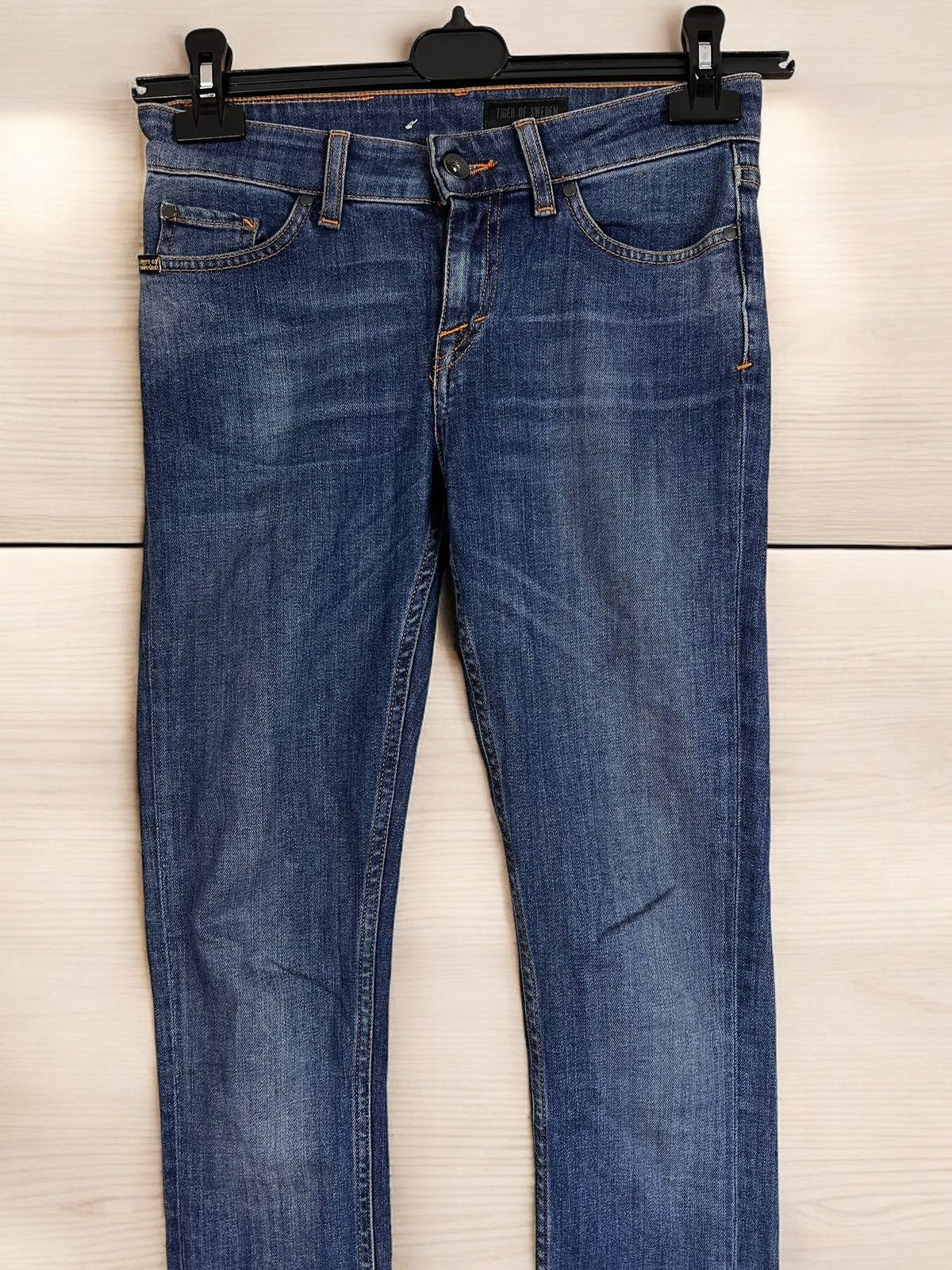 Tiger of Sweden Tiger of Sweden Slight jeans size W25 L32 Size 25" / US 0 / IT 36 - 2 Thumbnail