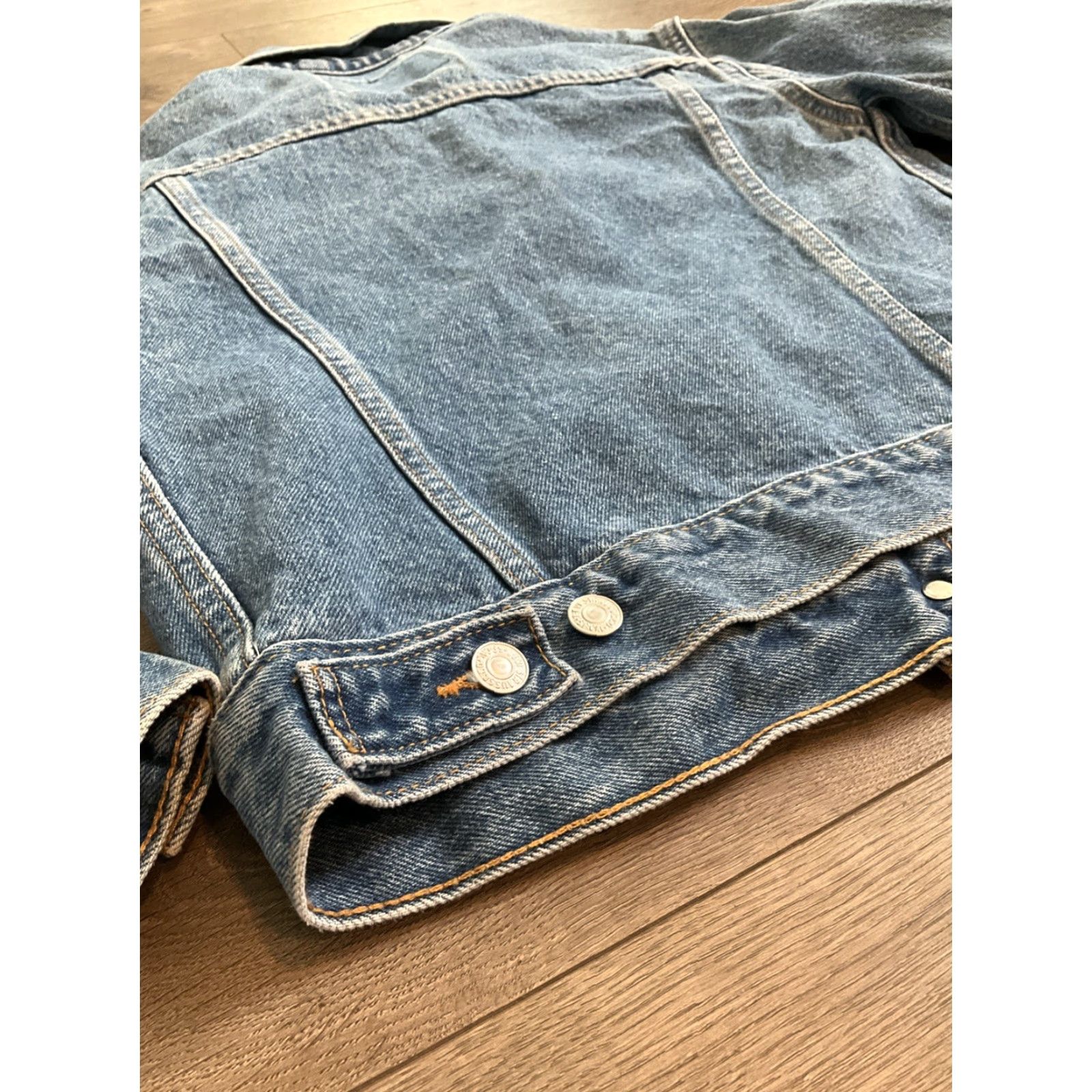 Levi's Levi's Original Denim Button Up Jean Trucker Jacket Women's Sz S Blue Size 28" / US 6 / IT 42 - 5 Thumbnail