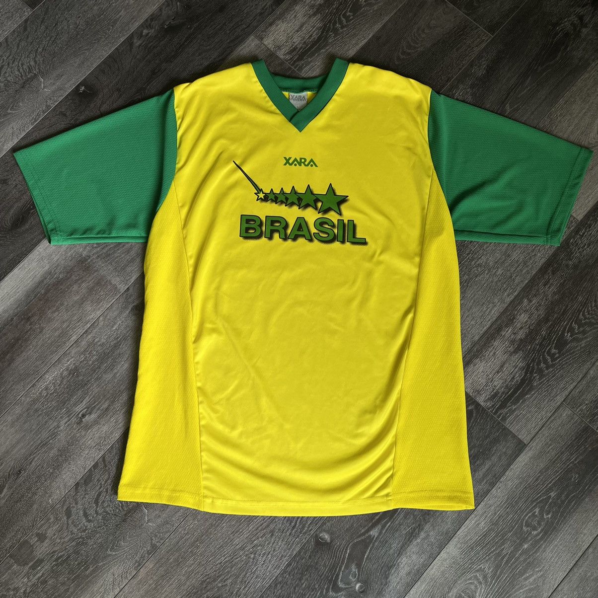 Vintage Vintage 2000s Xara Brazil Star Contrast Logo Soccer Jersey ...