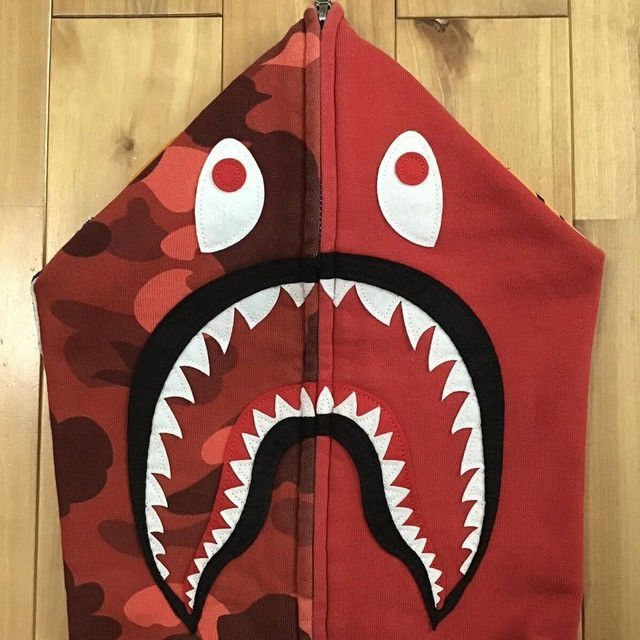 Bape BAPE Red x red camo shark full zip hoodie a bathing ape Size US L / EU 52-54 / 3 - 3 Thumbnail