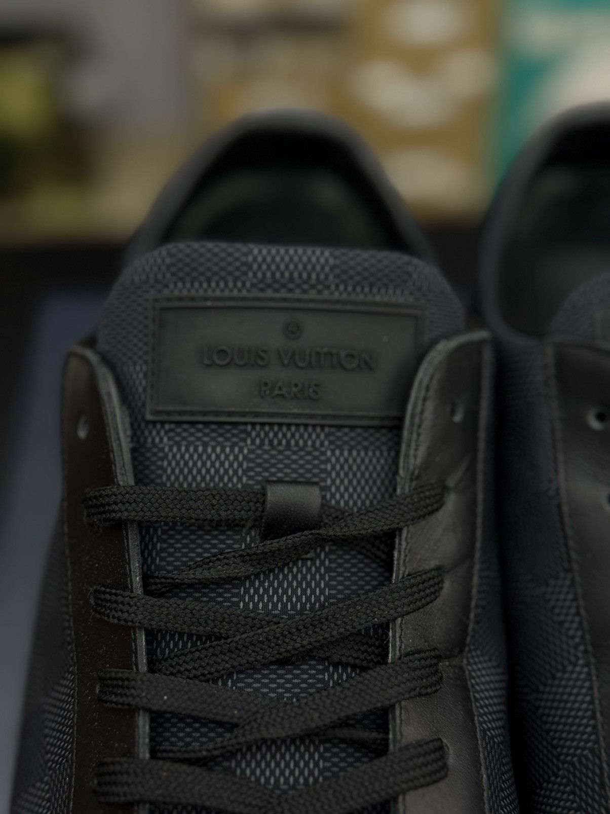 Louis Vuitton Louis Vuitton Black Monogram Sneakers Size 10UK/11US Size US 11 / EU 44 - 6 Thumbnail