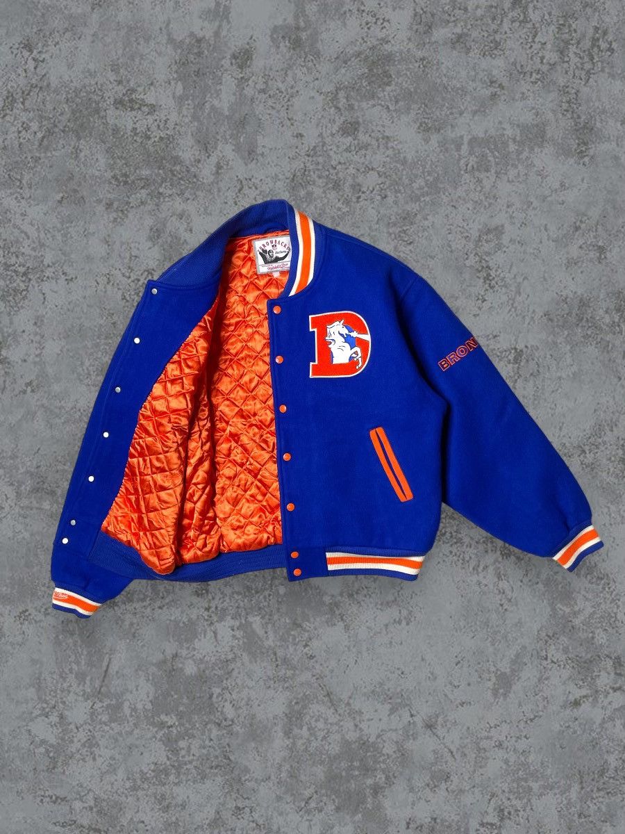 Mitchell & Ness Vintage NFL Denver Broncos Varsity Jacket Size US M / EU 48-50 / 2 - 3 Thumbnail