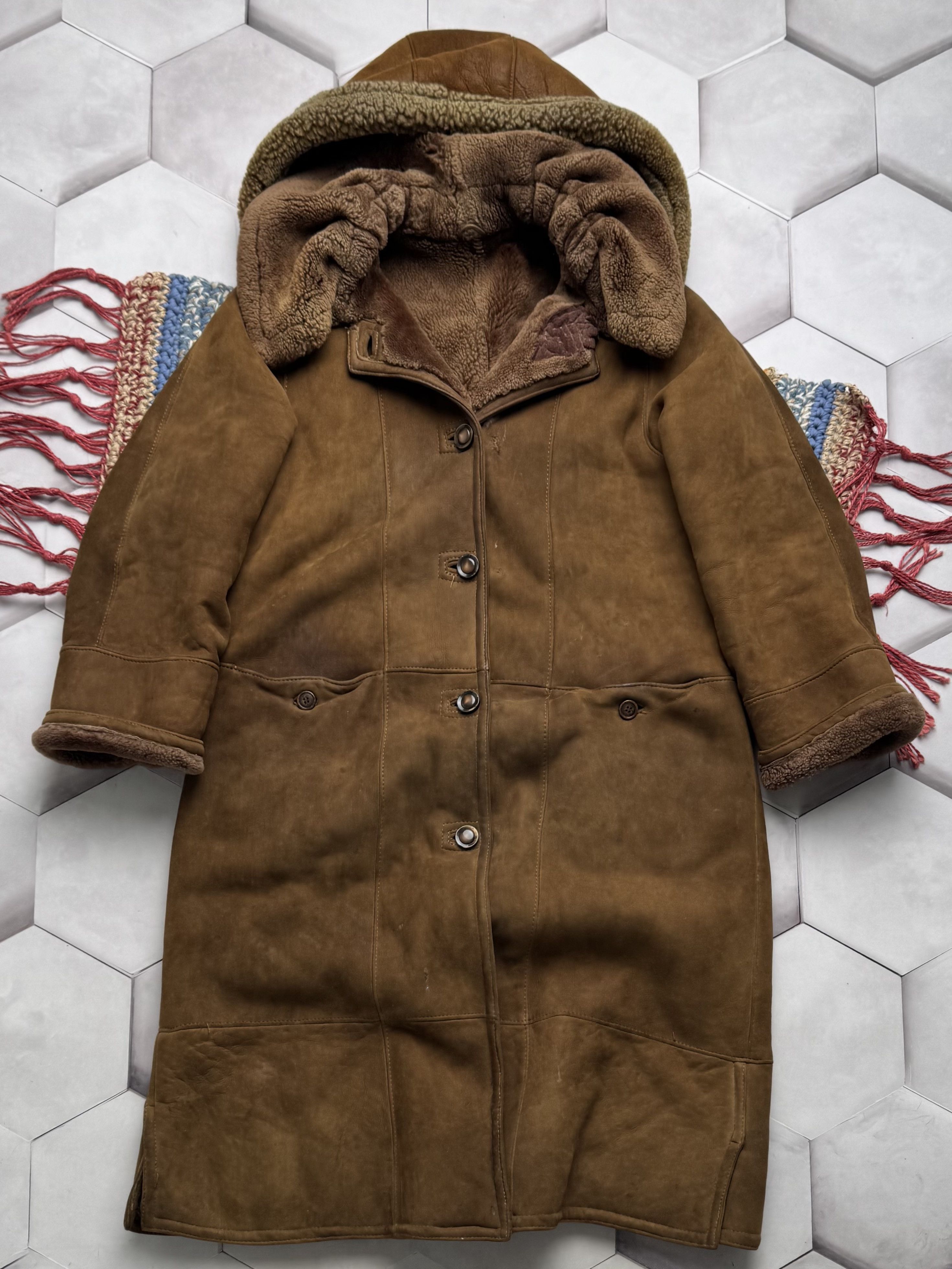 Vintage Vintage Real Sheepskin Heavy Coat (E4) Size XL / US 12-14 / IT 48-50 - 1 Thumbnail