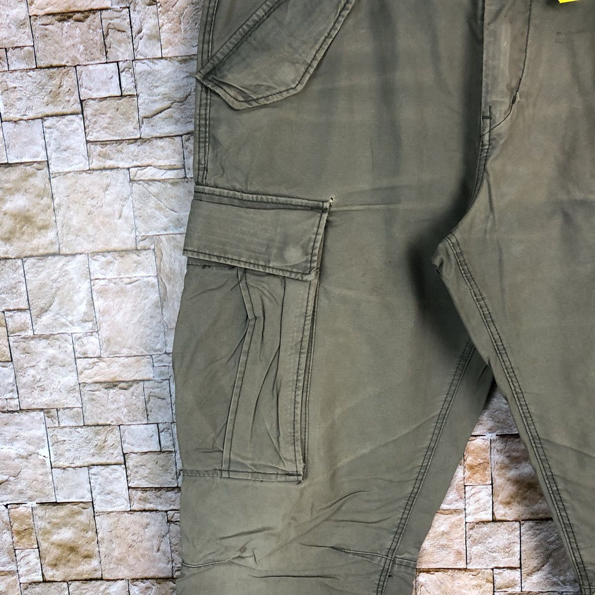 Japanese Brand H&M Green Cargo Multipocket Pants #A601 Size US 29 - 10 Thumbnail