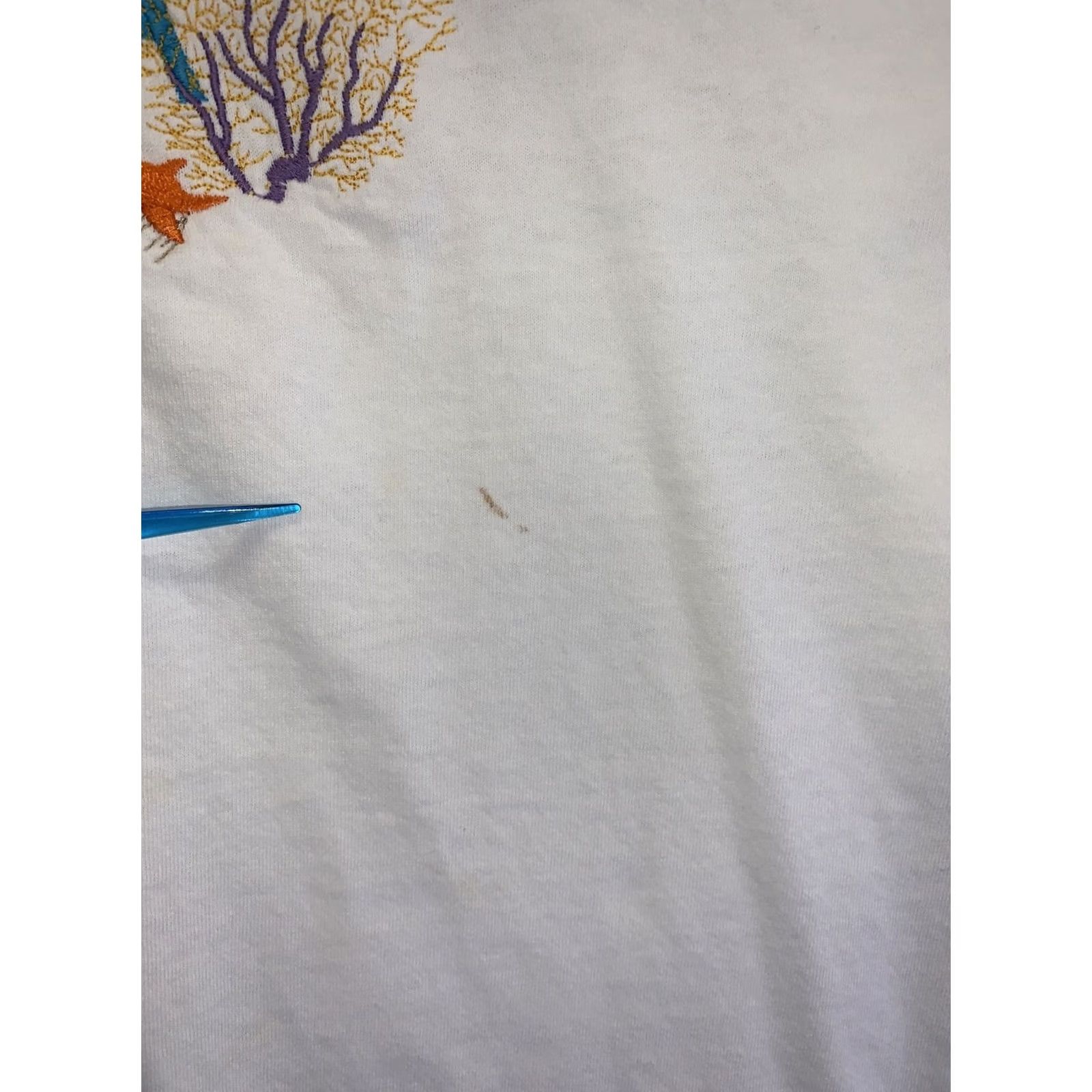 Vintage VINTAGE 1990s Jamaica T Shirt Womens L-6493 Embroidered Single Stitch White Shirt Size L / US 10 / IT 46 - 5 Thumbnail